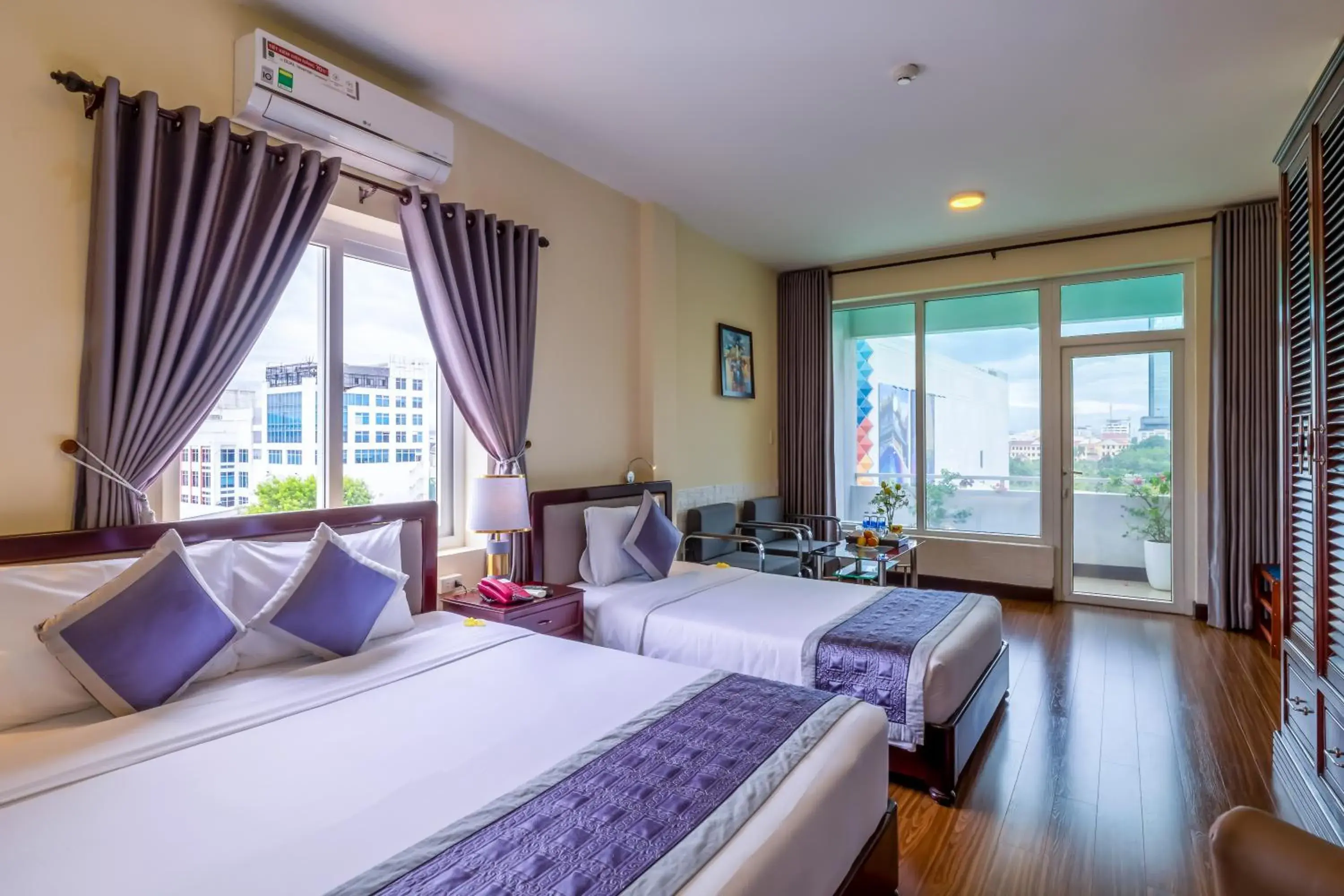 Suite in Baly Hotel Hue Suite in Baly Hotel Hue