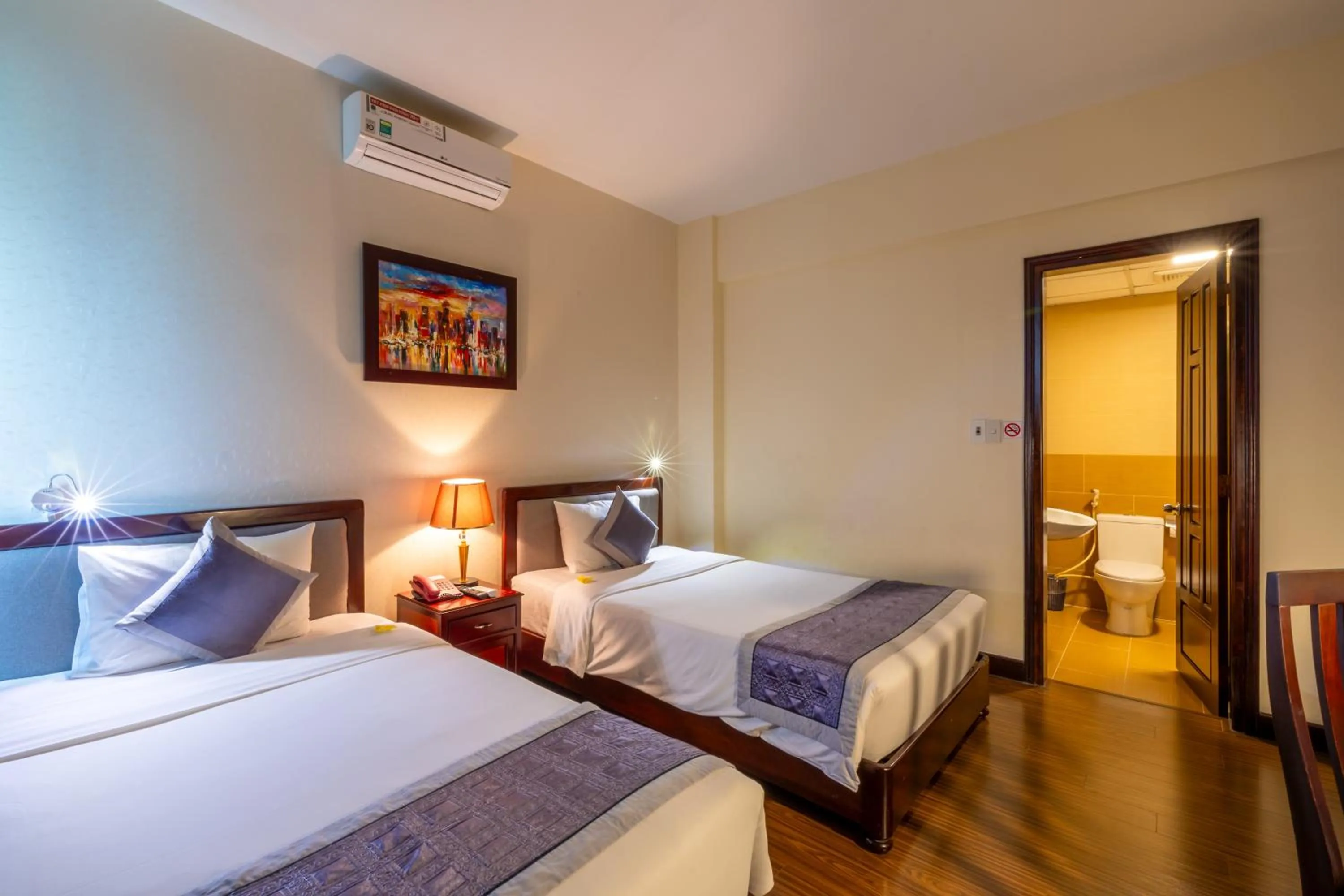 Bed in Baly Hotel Hue