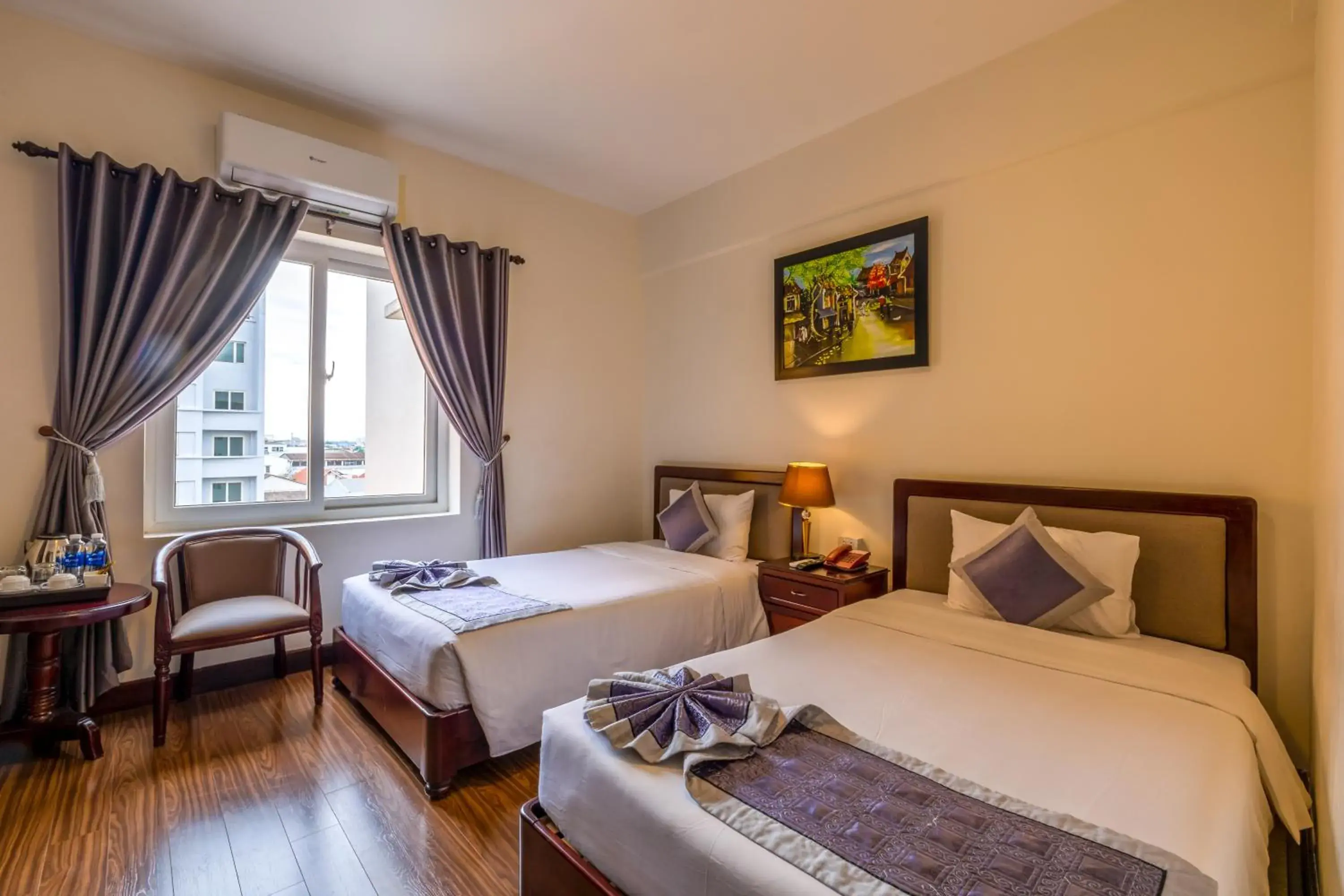 Superior Twin Room in Baly Hotel Hue Superior Twin Room in Baly Hotel Hue