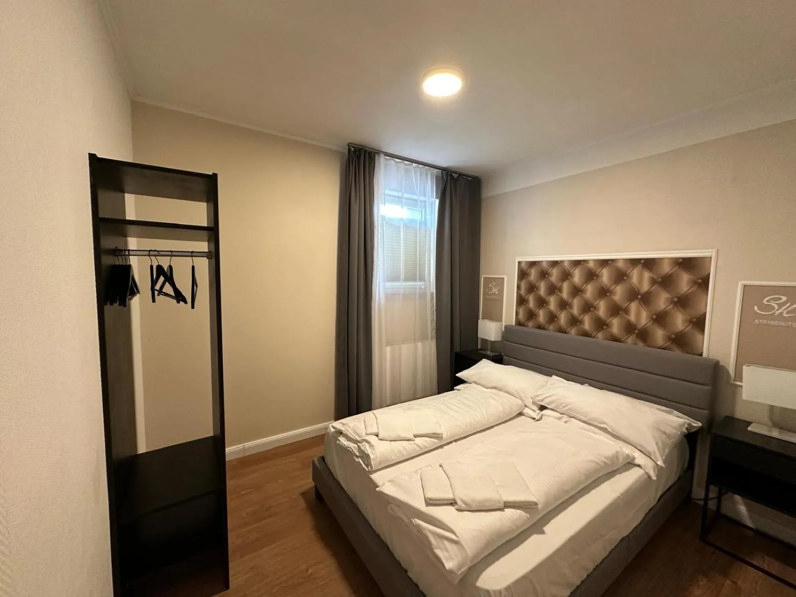 Bed in Strandhotel Buckow Resort & SPA gut-Hotels SEE