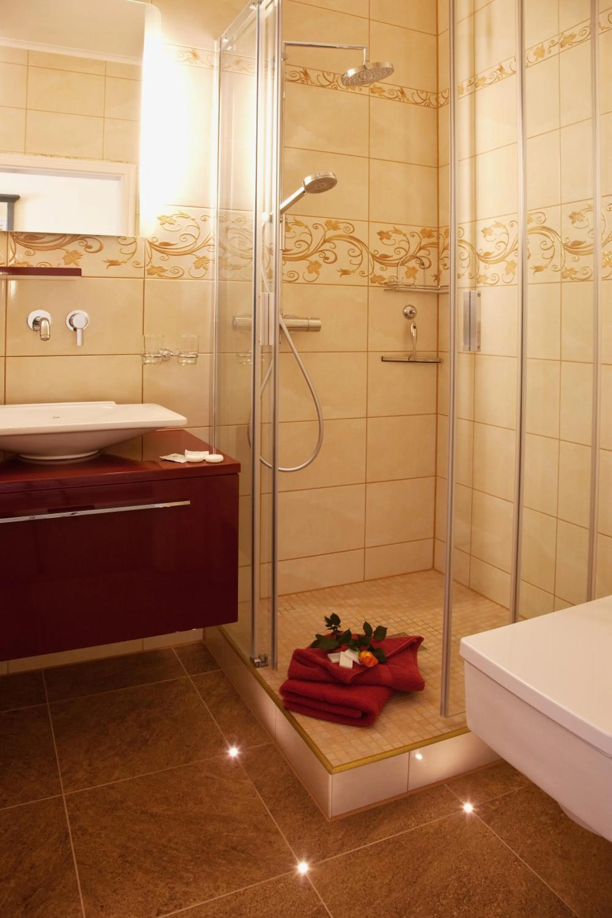 Photo of the whole room in Strandhotel Buckow Resort & SPA gut-Hotels SEE