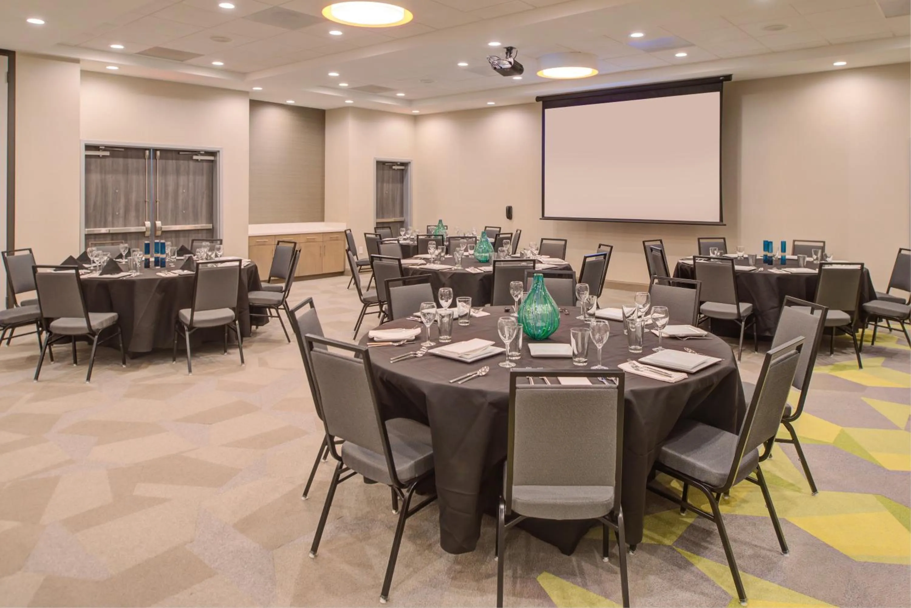 Meeting/conference room in Holiday Inn Hotel & Suites - Houston West - Katy Mills by IHG