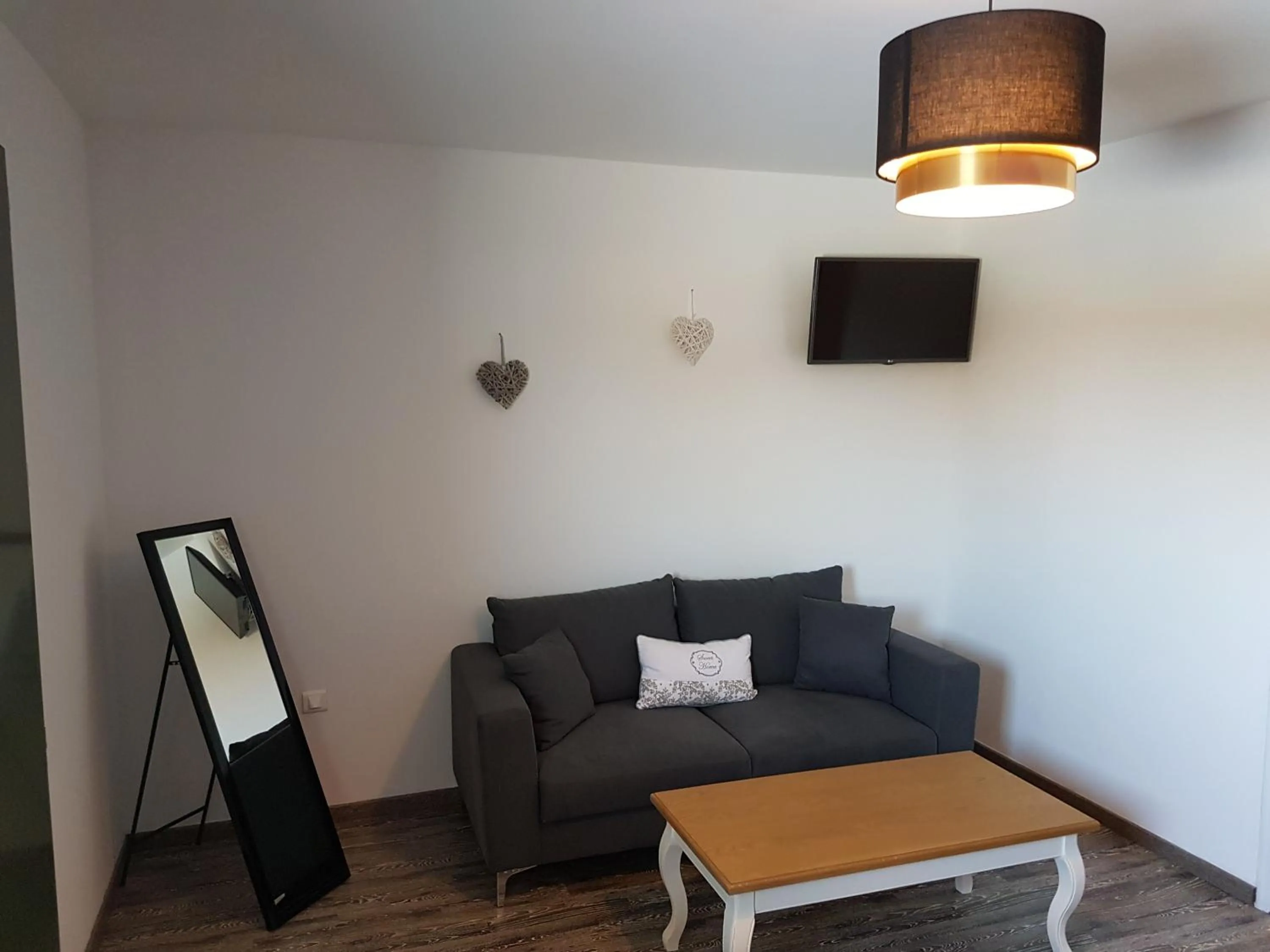 Living room in Logis Hotel- Restaurant La Haie Des Vignes Séminaires et Evènementiel