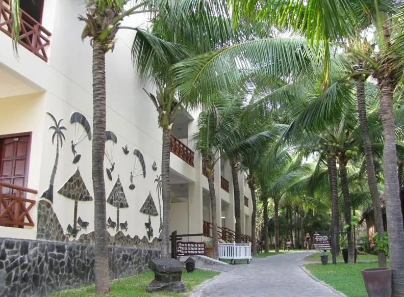 Decorative detail in Ocean Star Resort