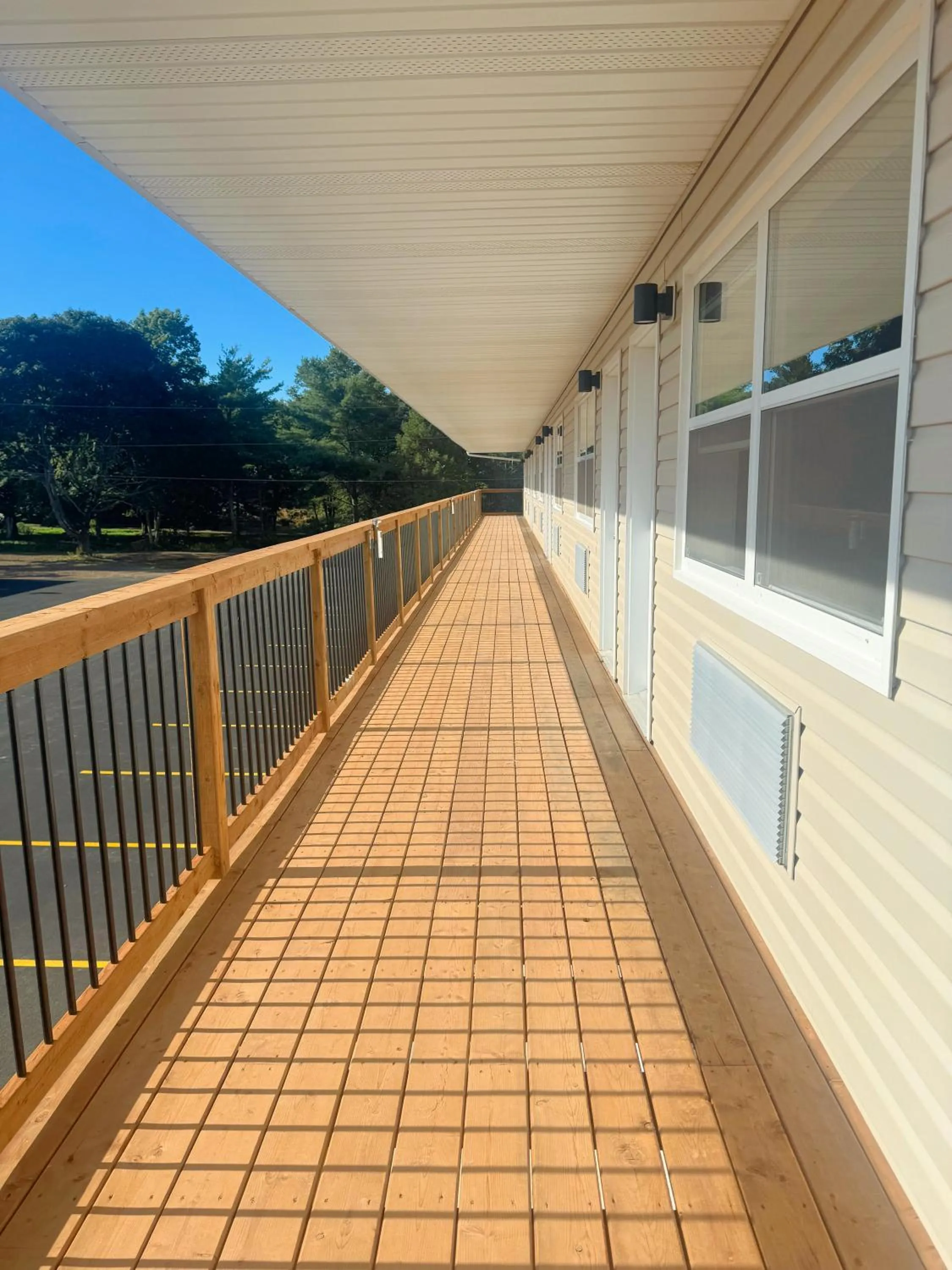 Property building in Fair Isle Motel