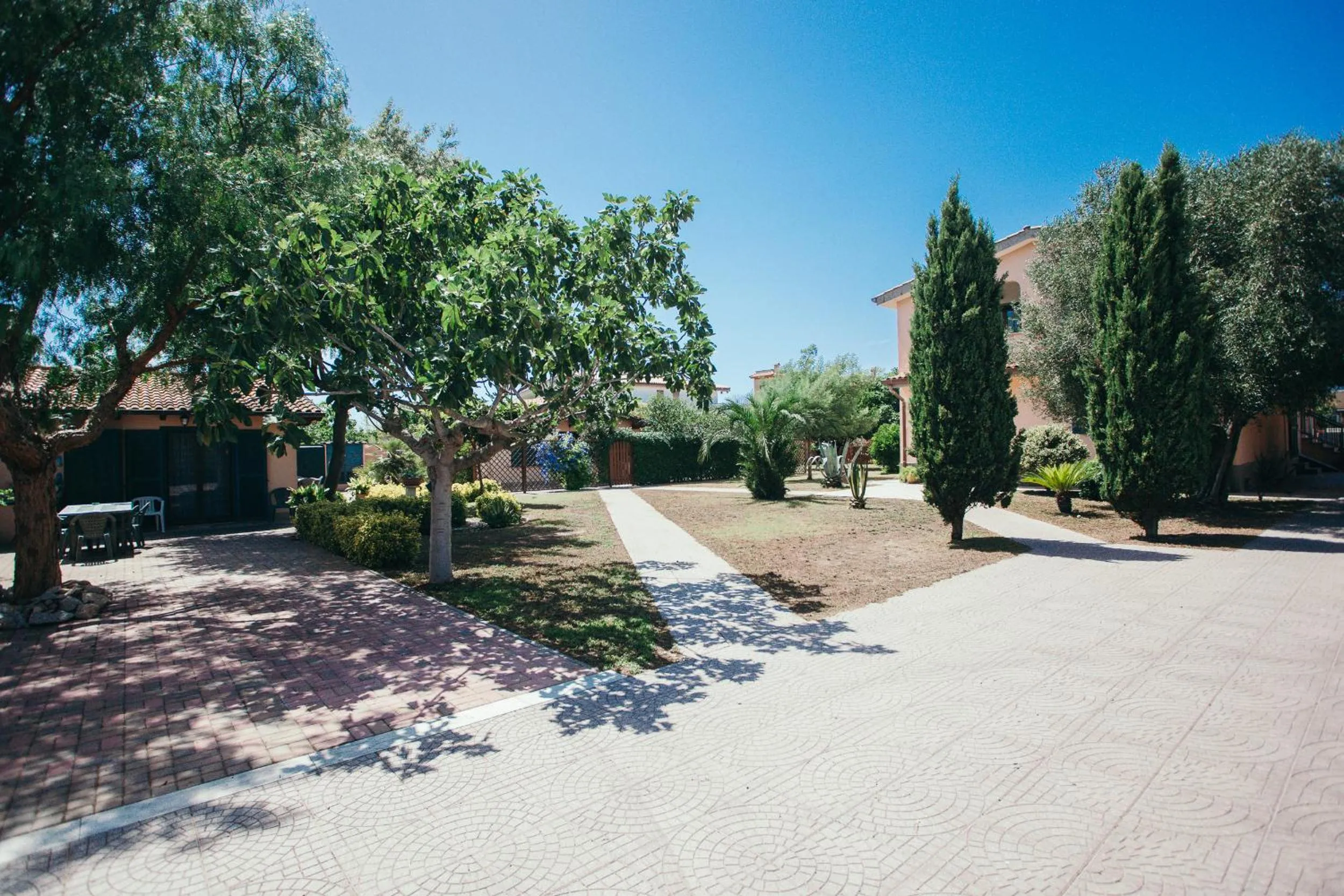 Domus Leonardo-Private Free Parking