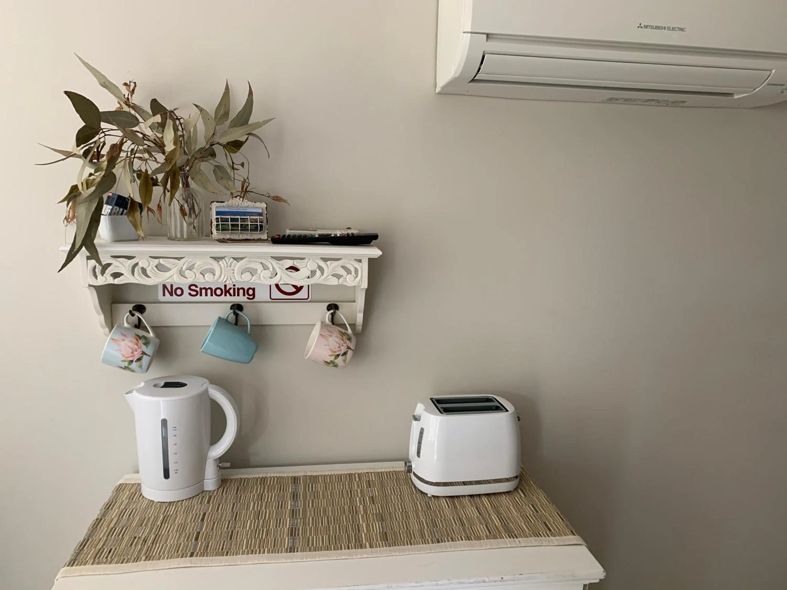 Churchill's B&B twin spa getaway Studio