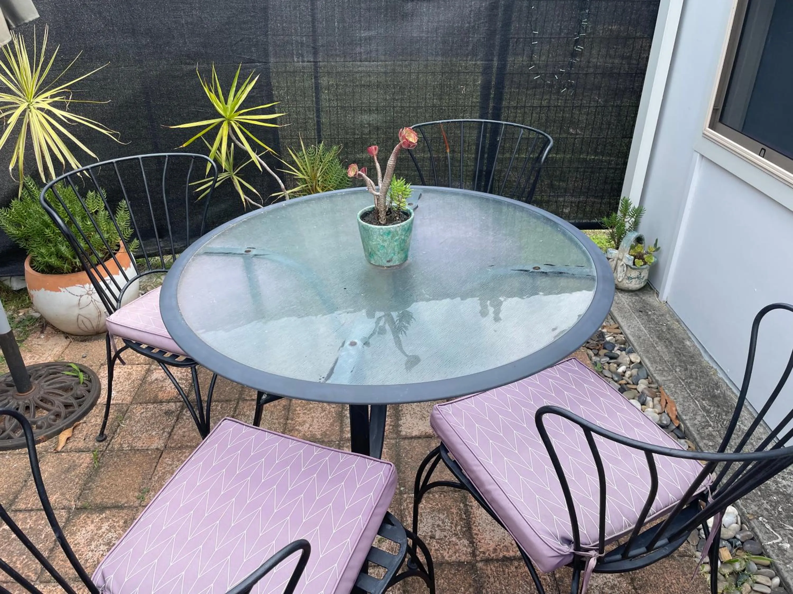 Churchill's B&B twin spa getaway Studio