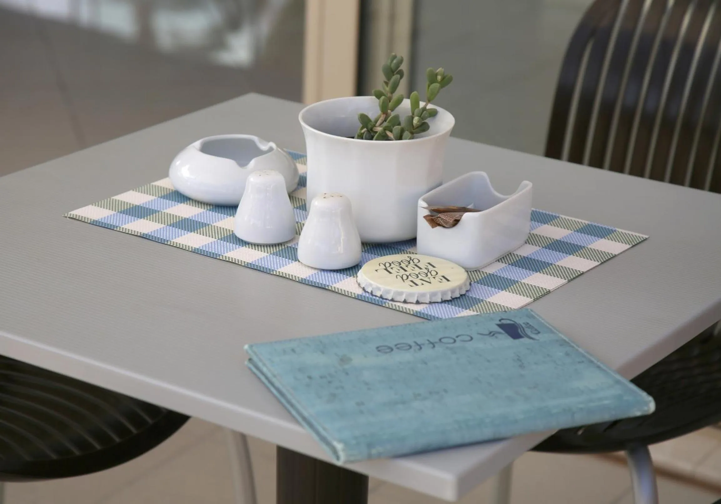 Coffee/tea facilities in Sitia Bay