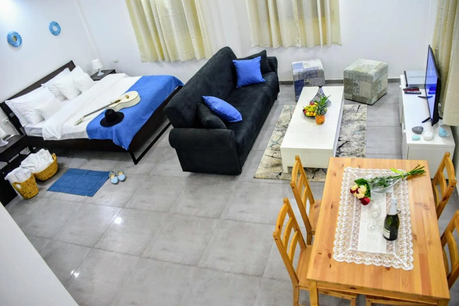 Living room, Bed in Mol Hahr