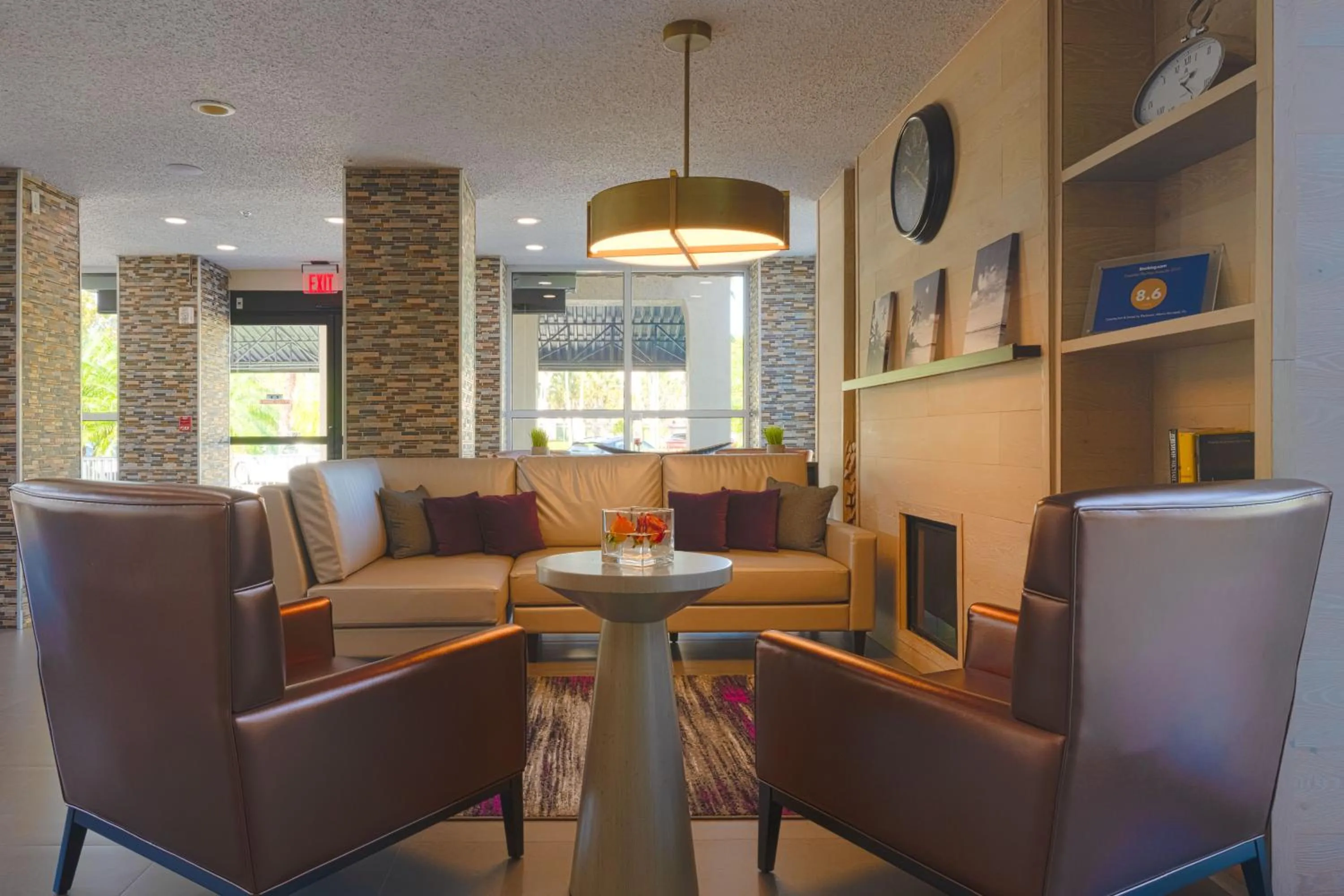 Lobby or reception in The Palms Inn & Suites Miami, Kendall, FL