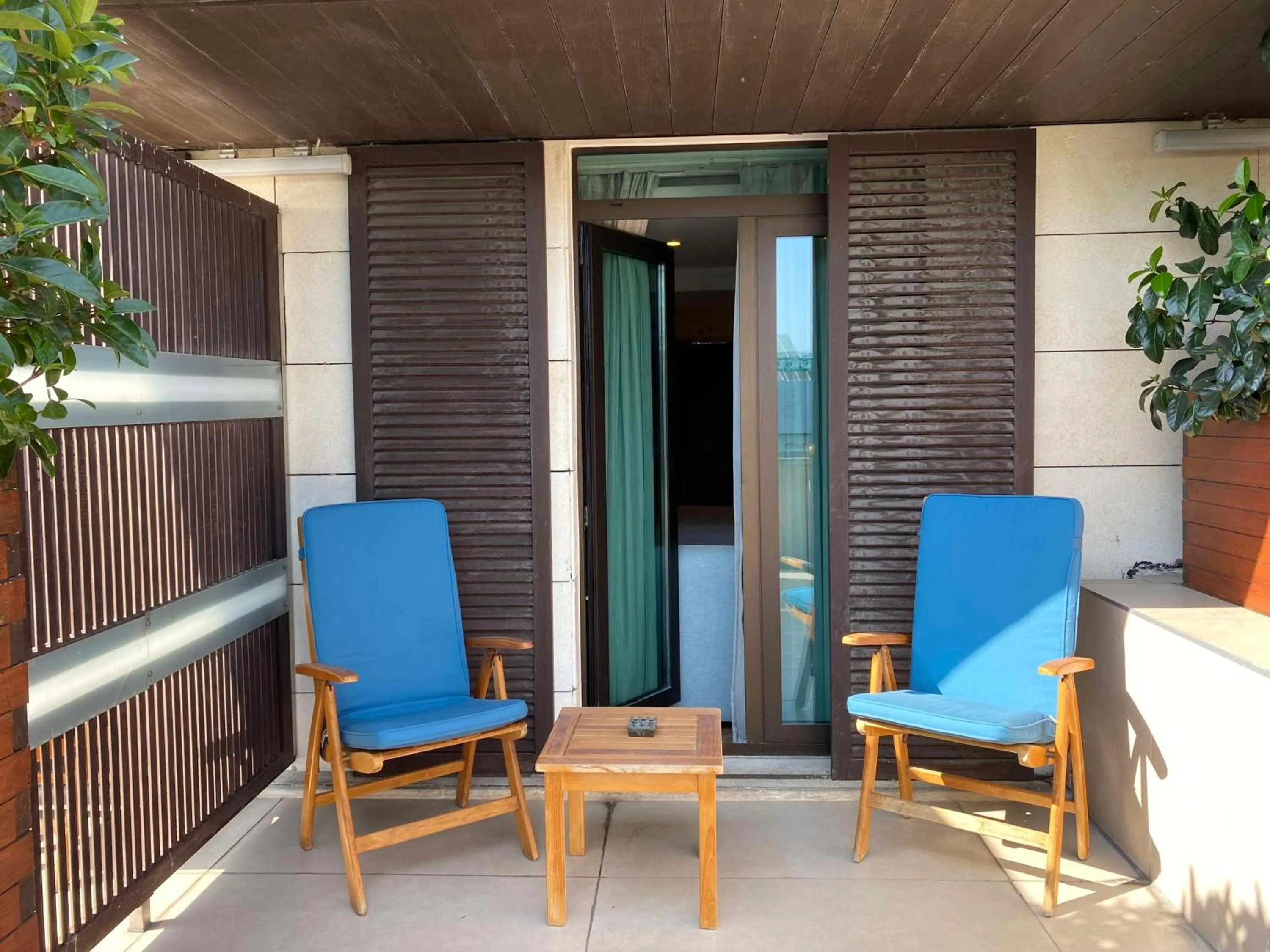 Photo of the whole room in DoubleTree By Hilton Istanbul - Old Town