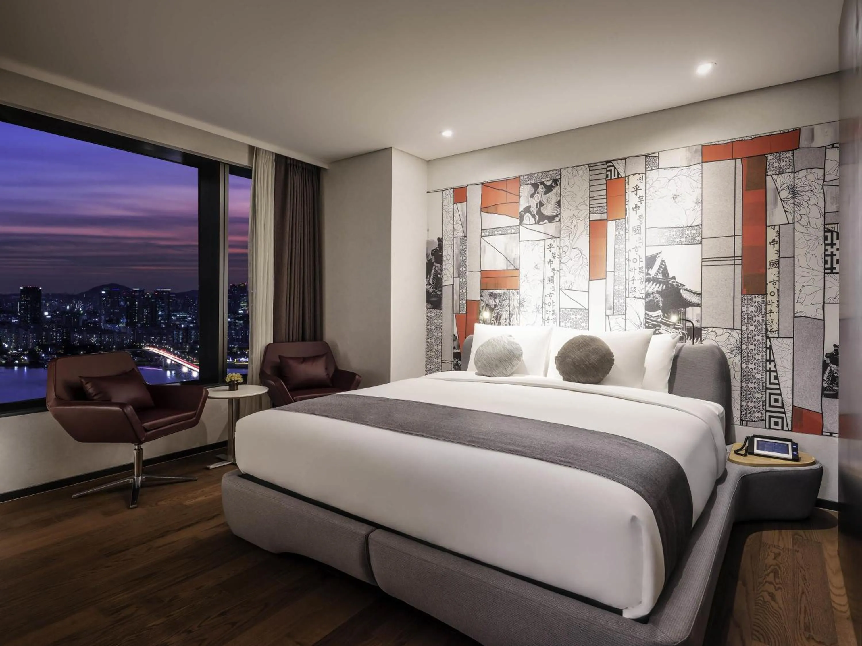 Bedroom, Bed in Novotel Ambassador Seoul Yongsan