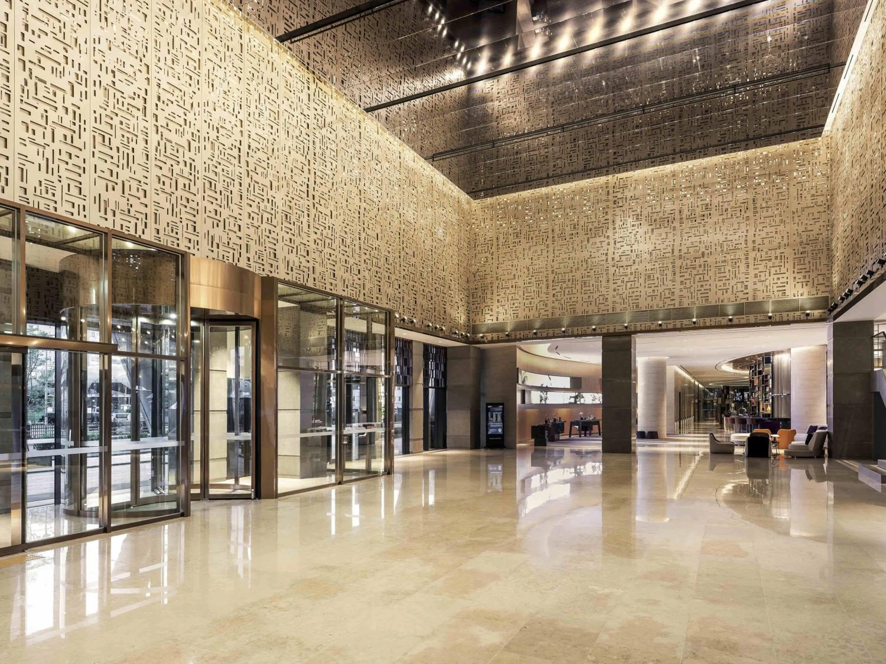 Property building in Novotel Ambassador Seoul Yongsan