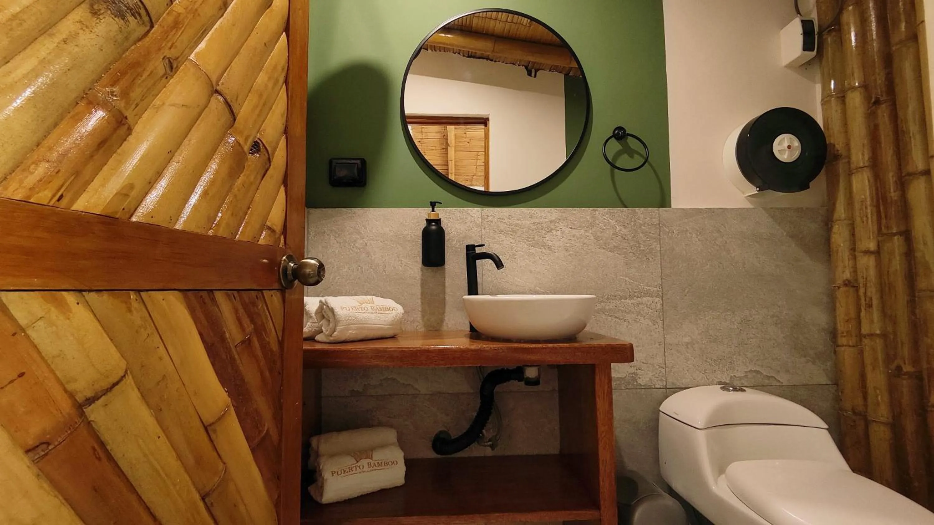 Bathroom in Puerto Bamboo