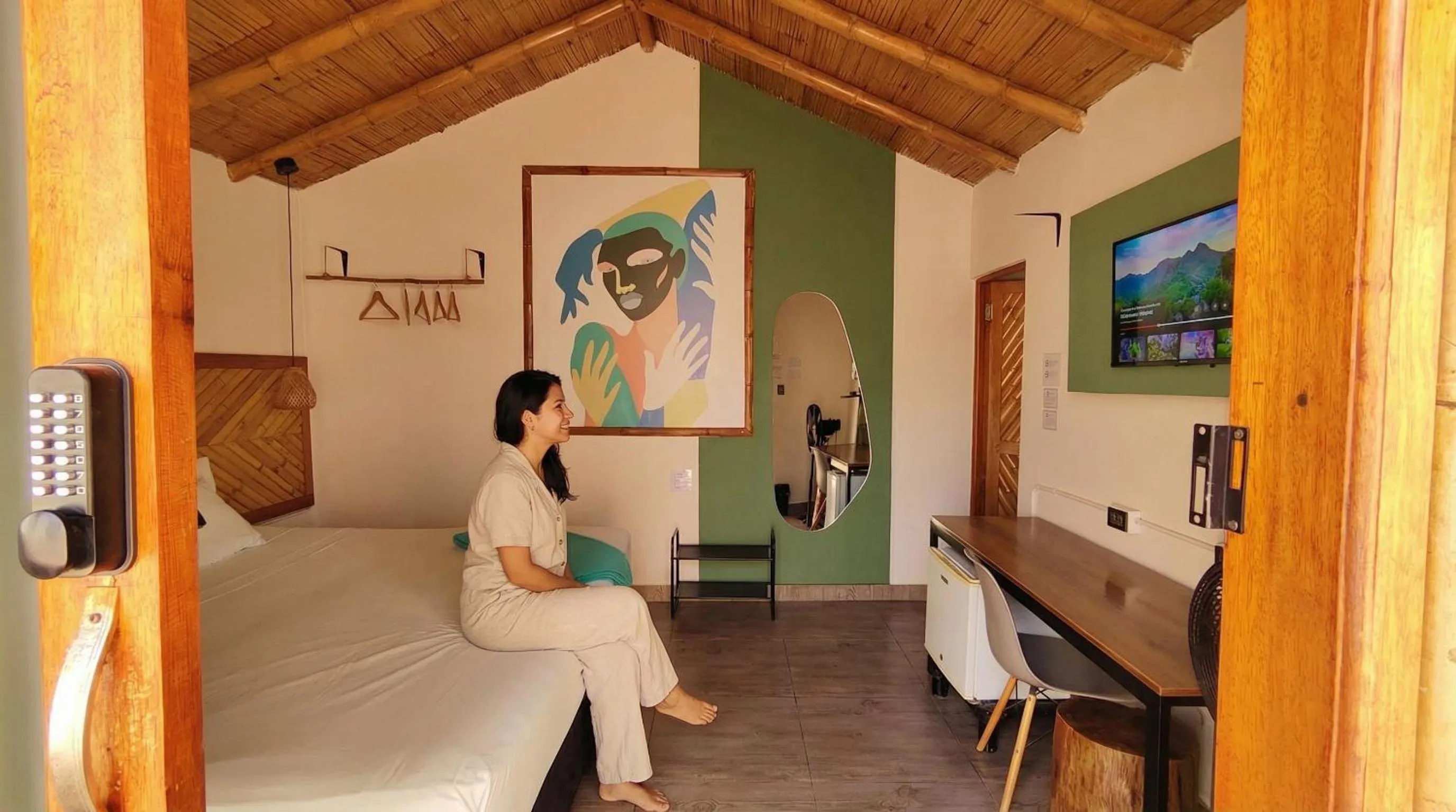 People, Bed in Puerto Bamboo