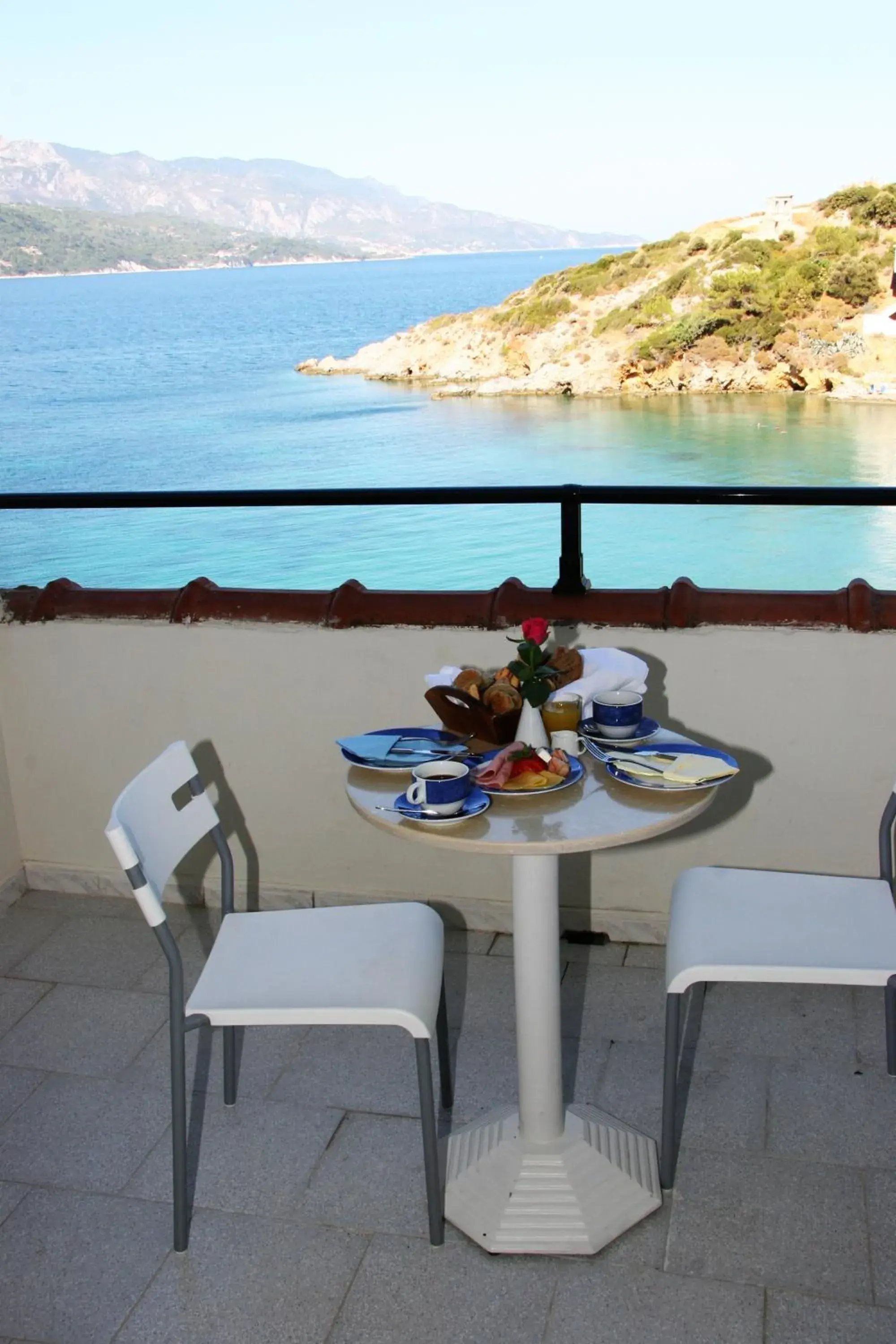Single Room with Sea View in Samos Bay Hotel by Gagou Beach Single Room with Sea View in Samos Bay Hotel by Gagou Beach