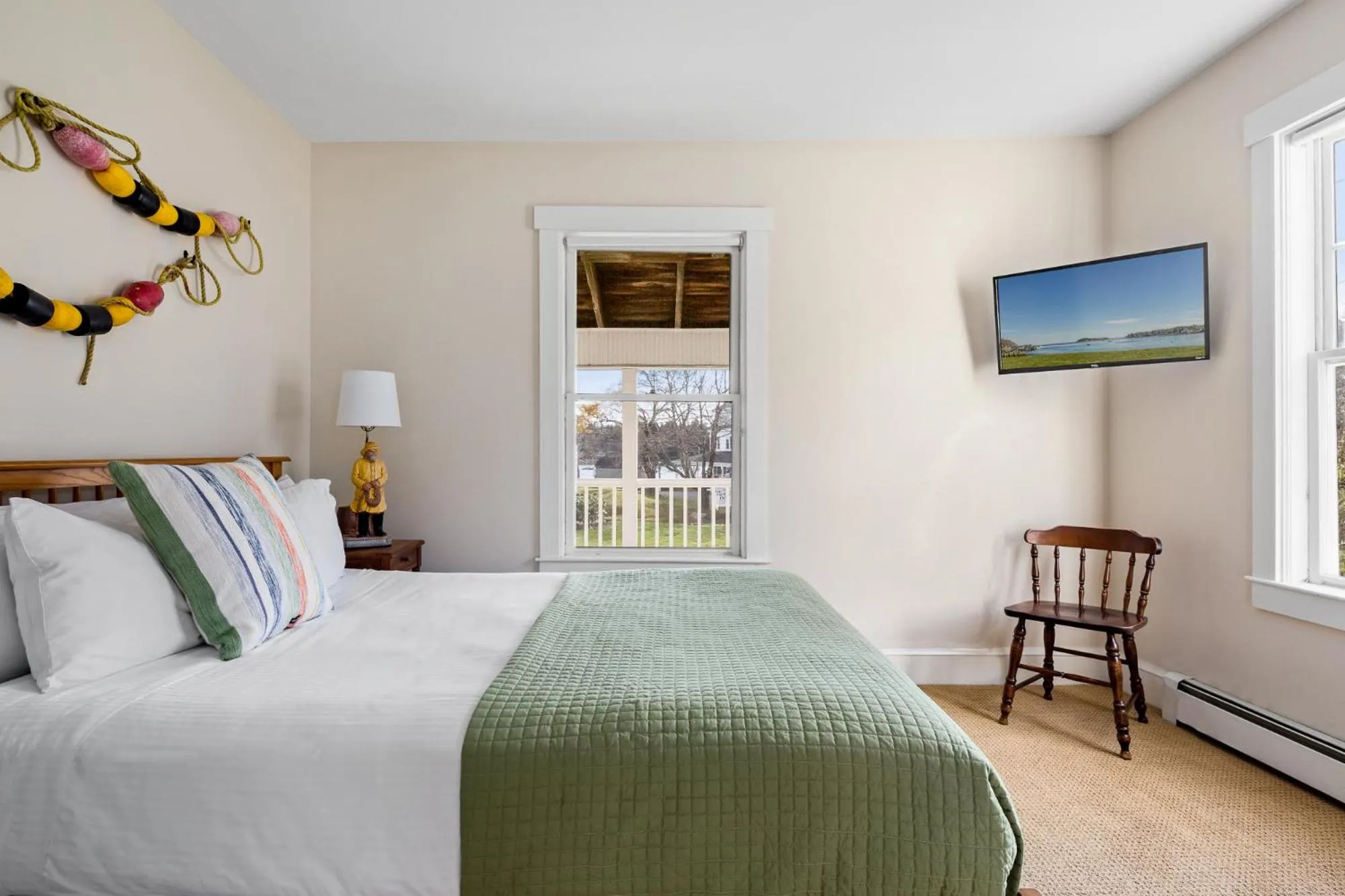 Bed in East Wind Inn on the Water