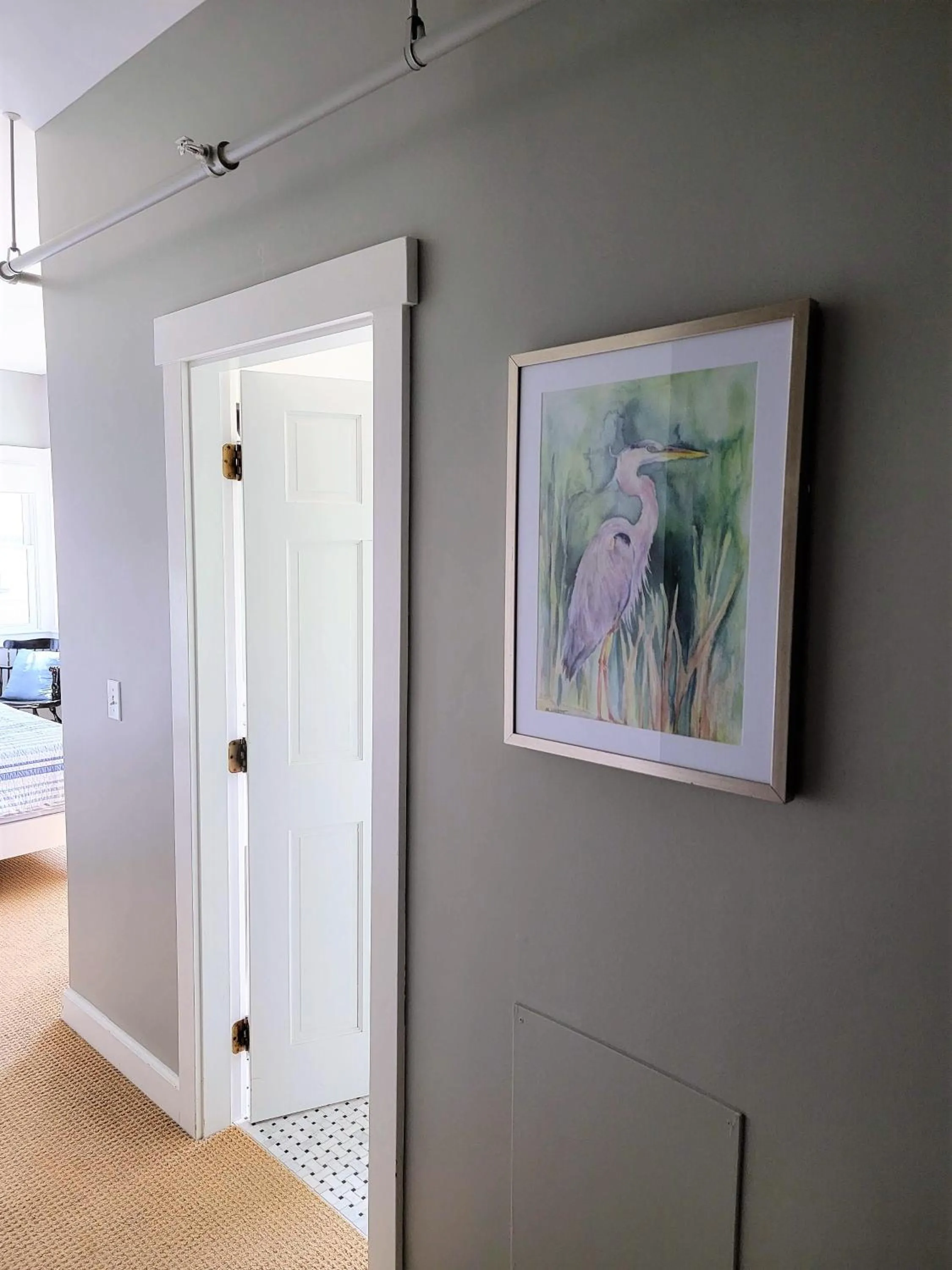 Facade/entrance in East Wind Inn on the Water