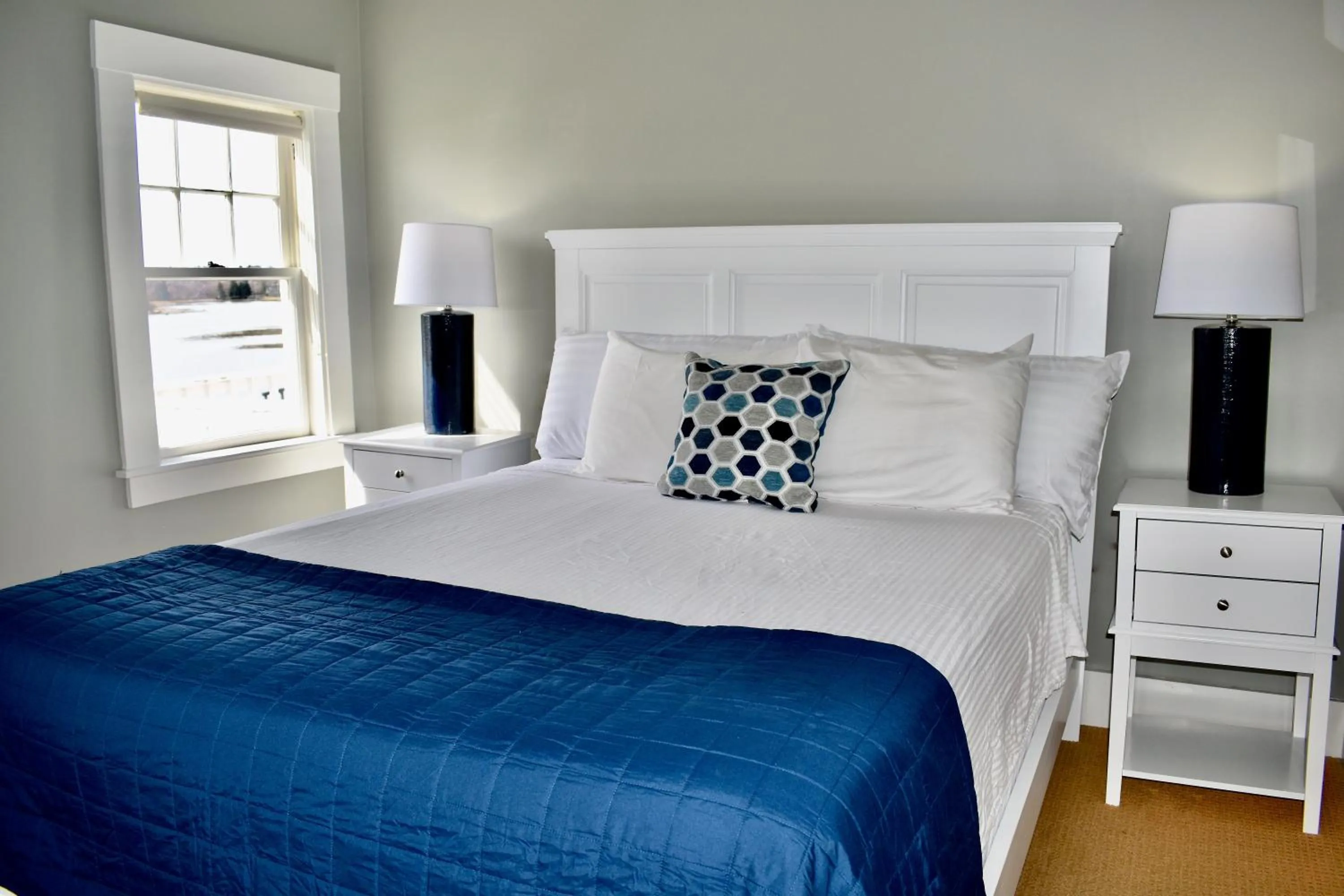 Bed in East Wind Inn on the Water