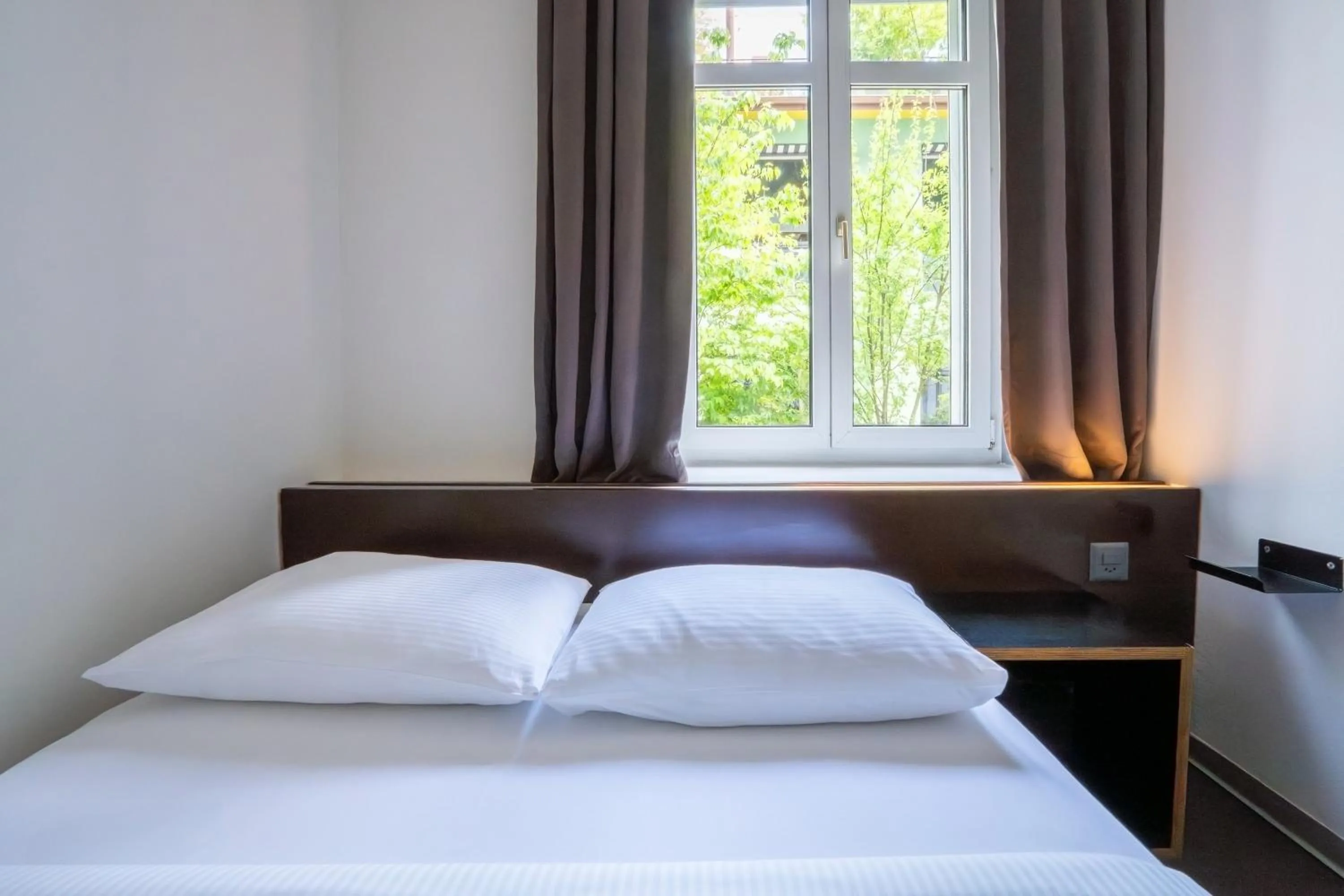 Bedroom, Bed in easyHotel Zürich City Centre