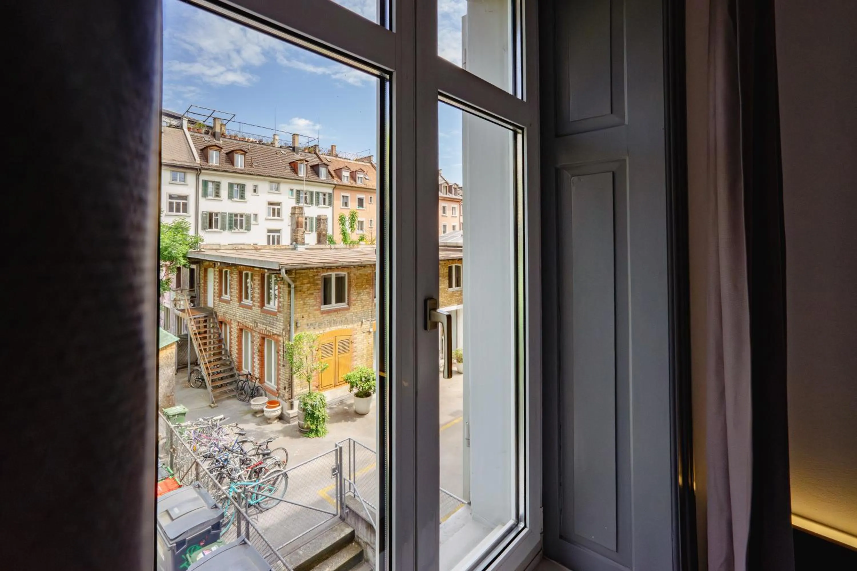 Neighbourhood in easyHotel Zürich City Centre