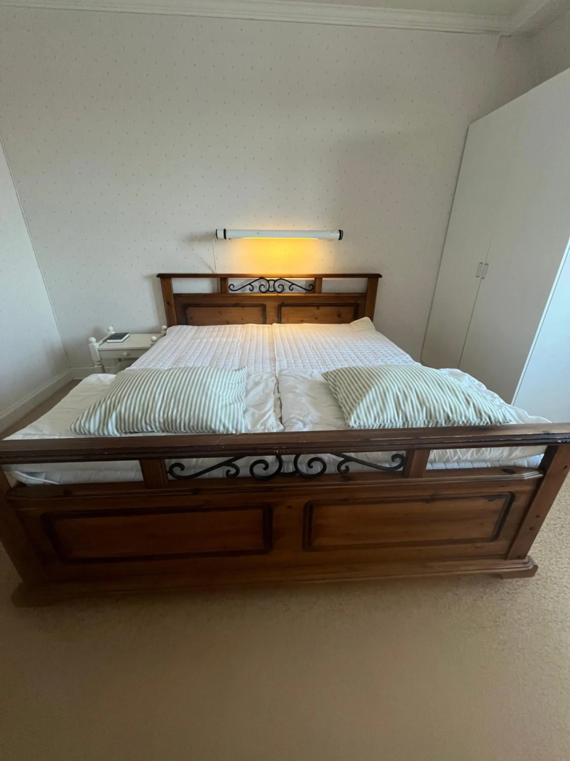 Bed in Trunna Vandrarhem & Konferens