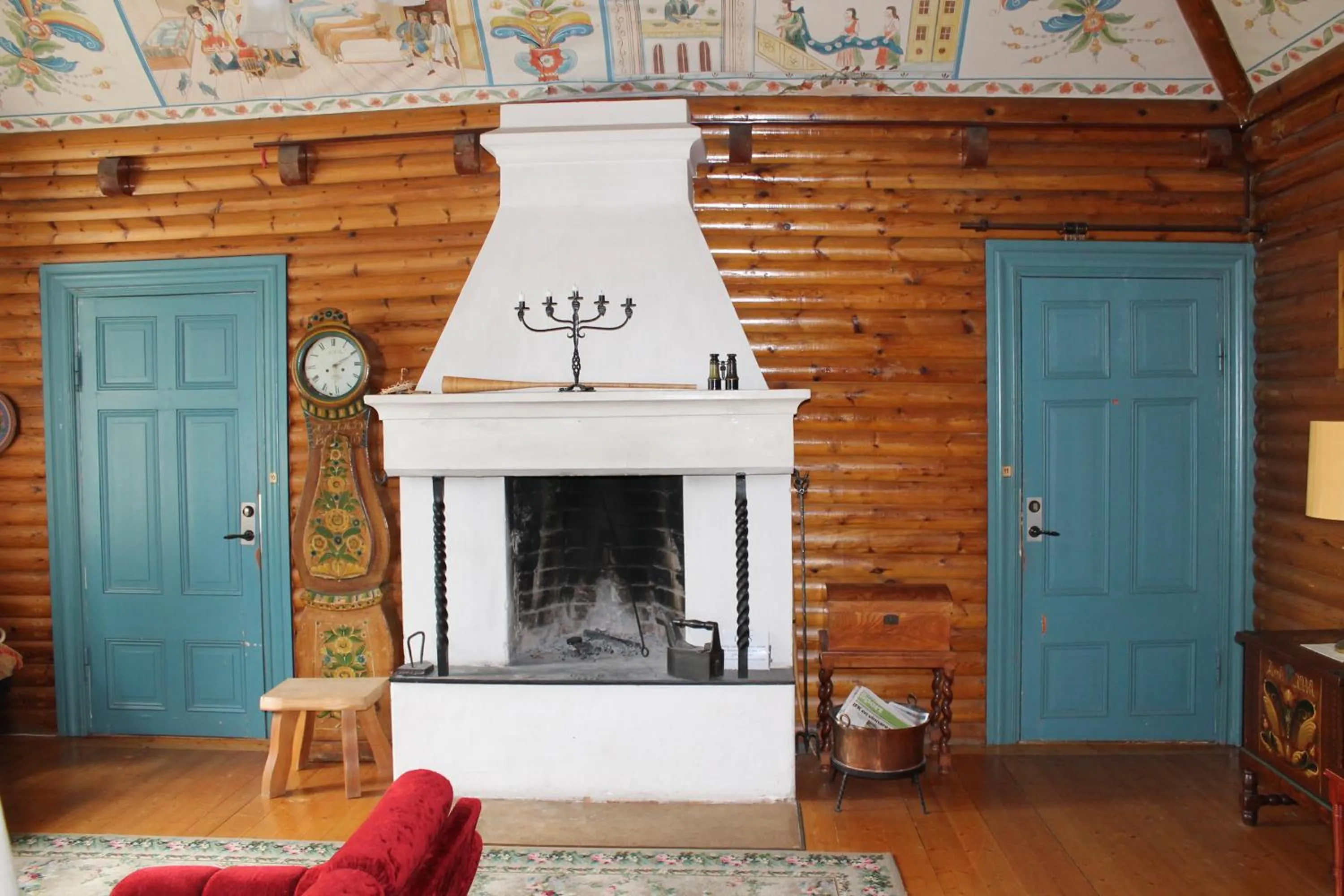 Communal lounge/ TV room in Trunna Vandrarhem & Konferens