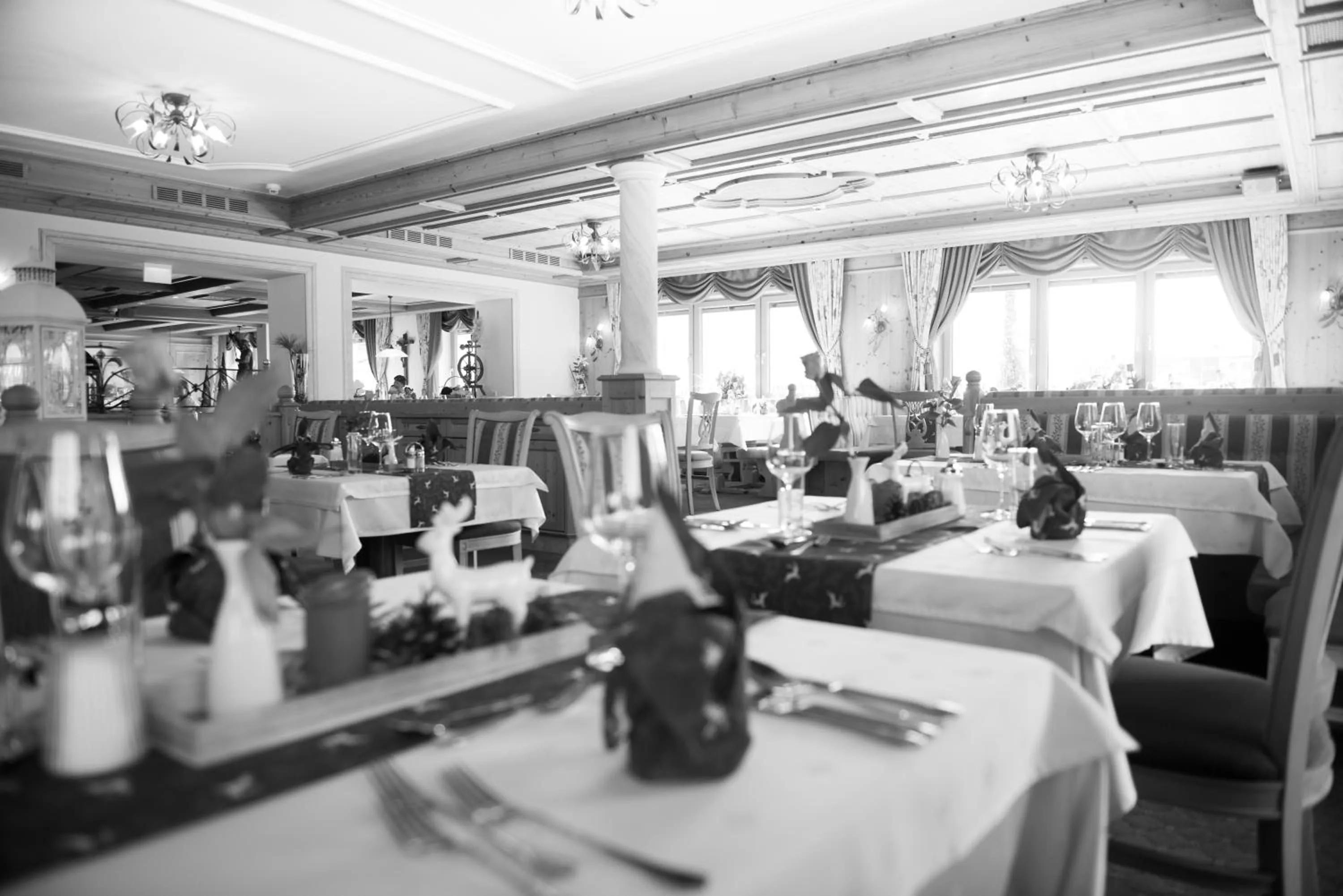 Restaurant/places to eat in Hotel Riedl