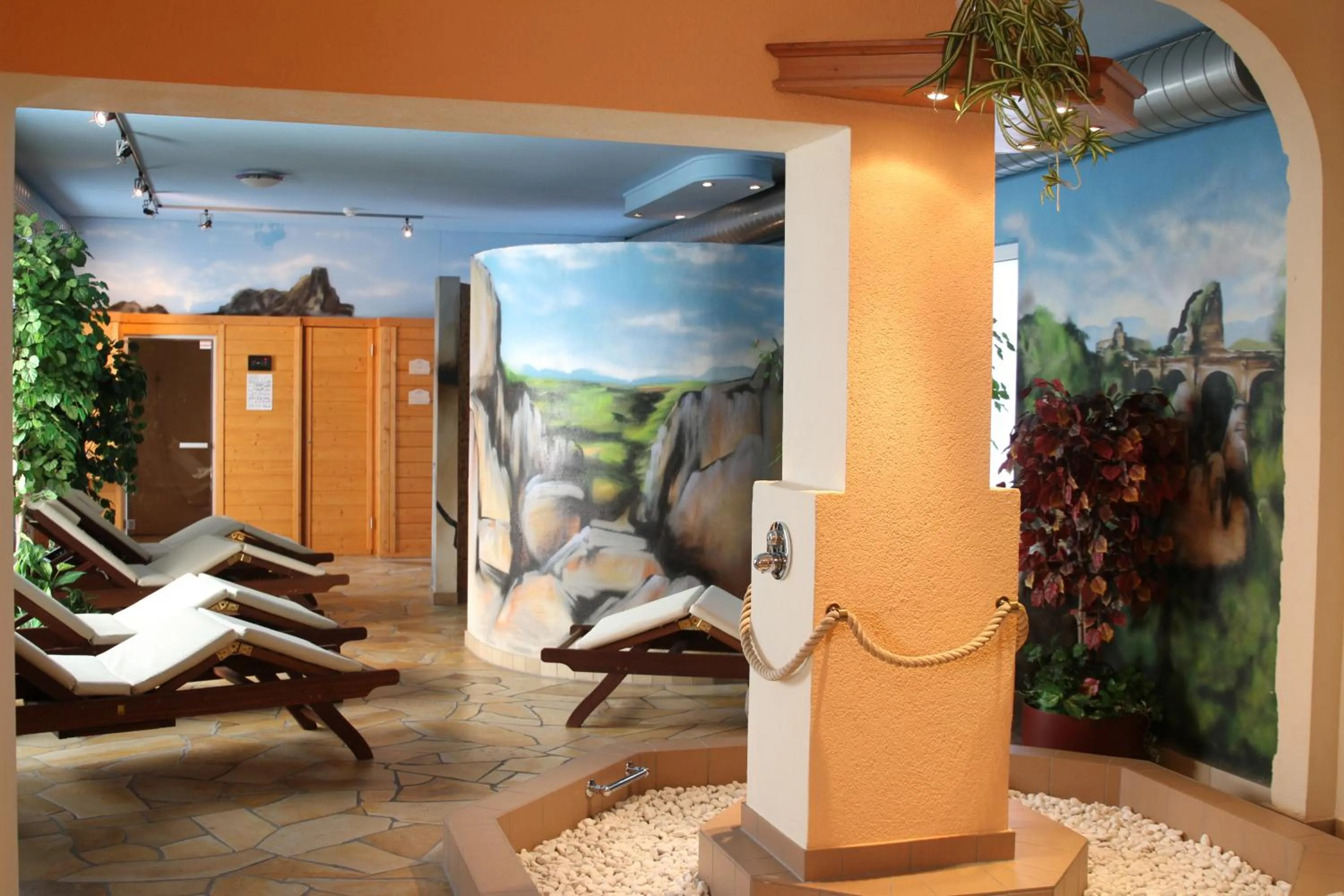 Spa and wellness centre/facilities in Elbhotel Bad Schandau