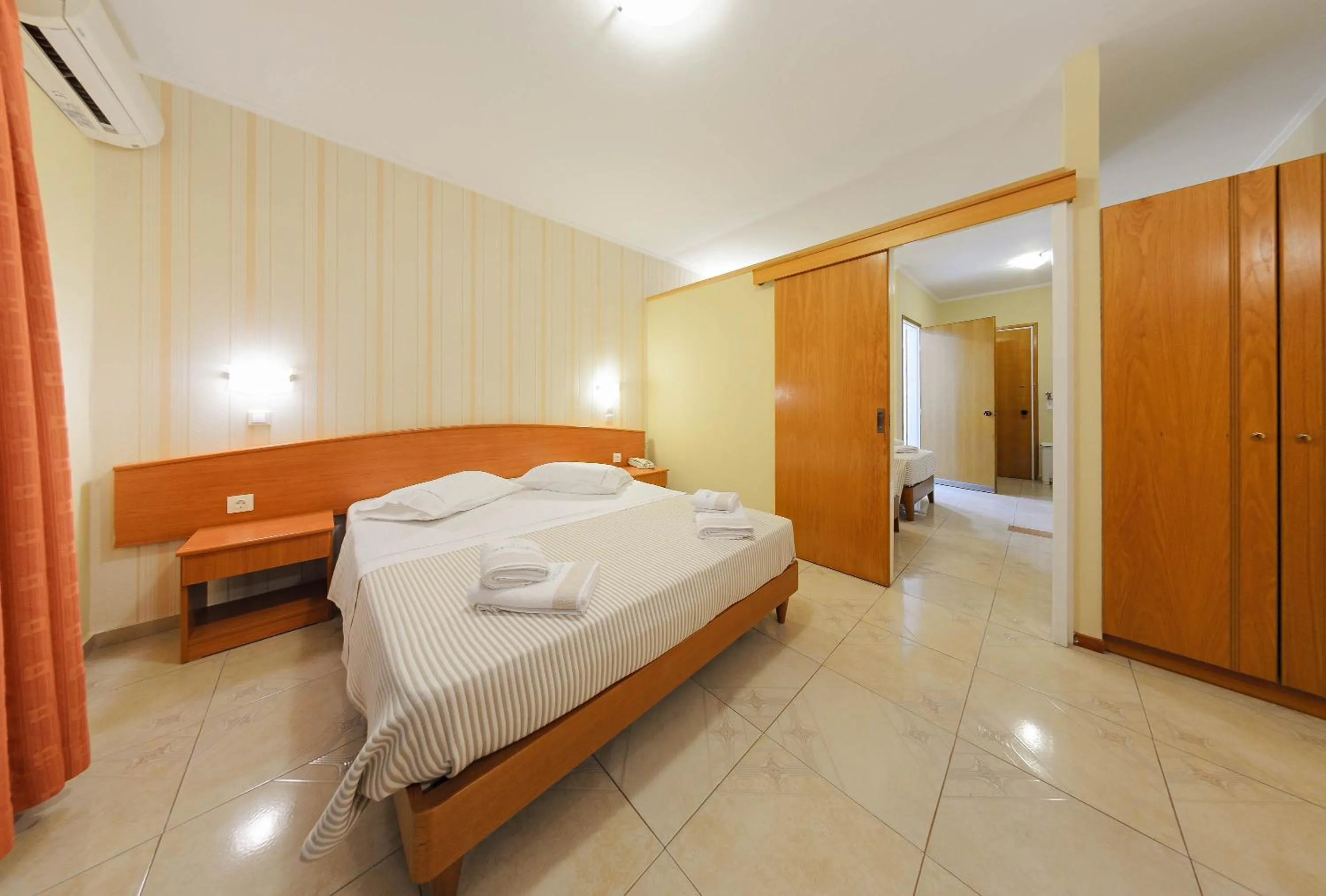 Garden view, Bed in Zante Palace