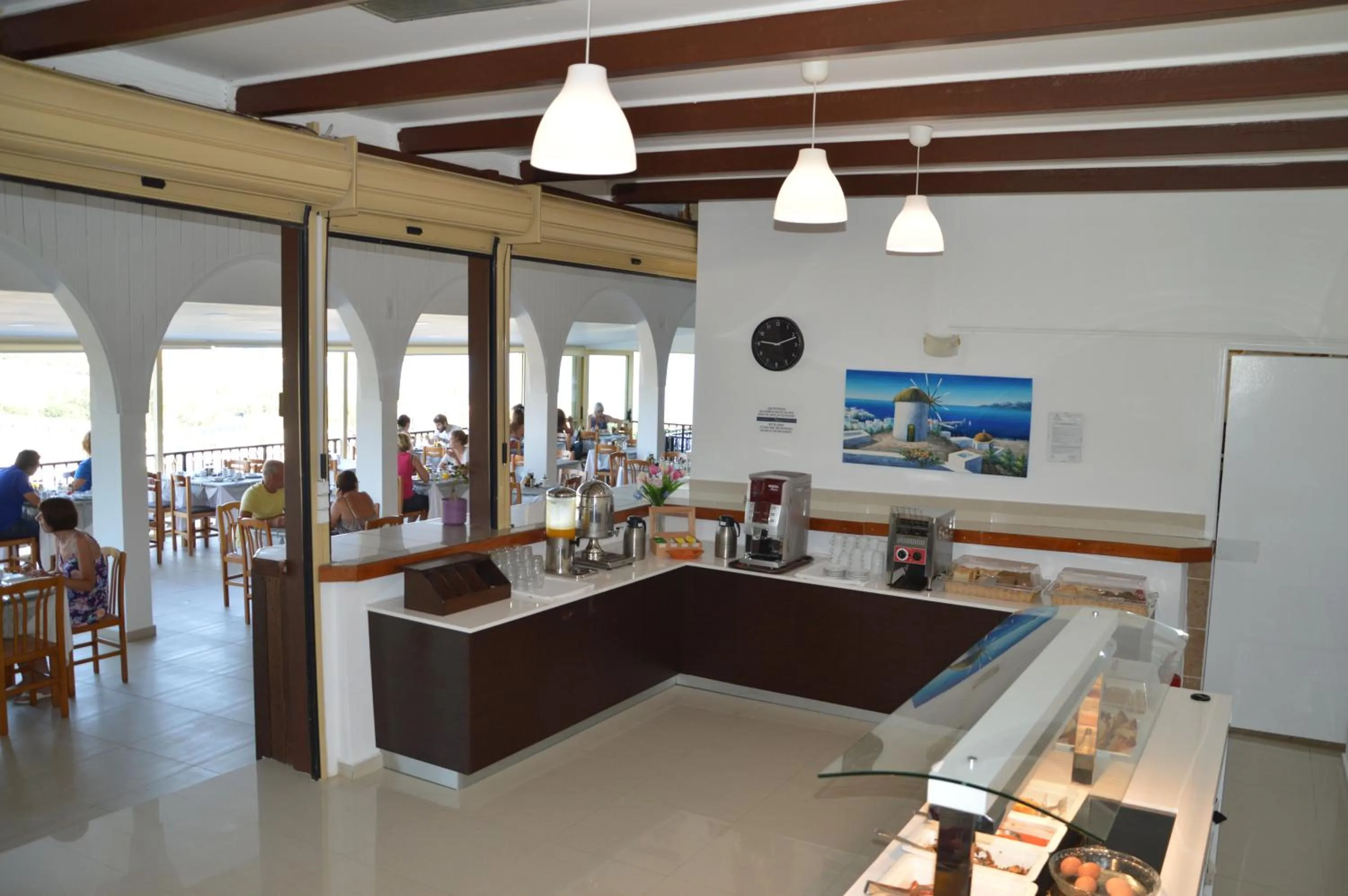 Buffet breakfast in Zante Palace