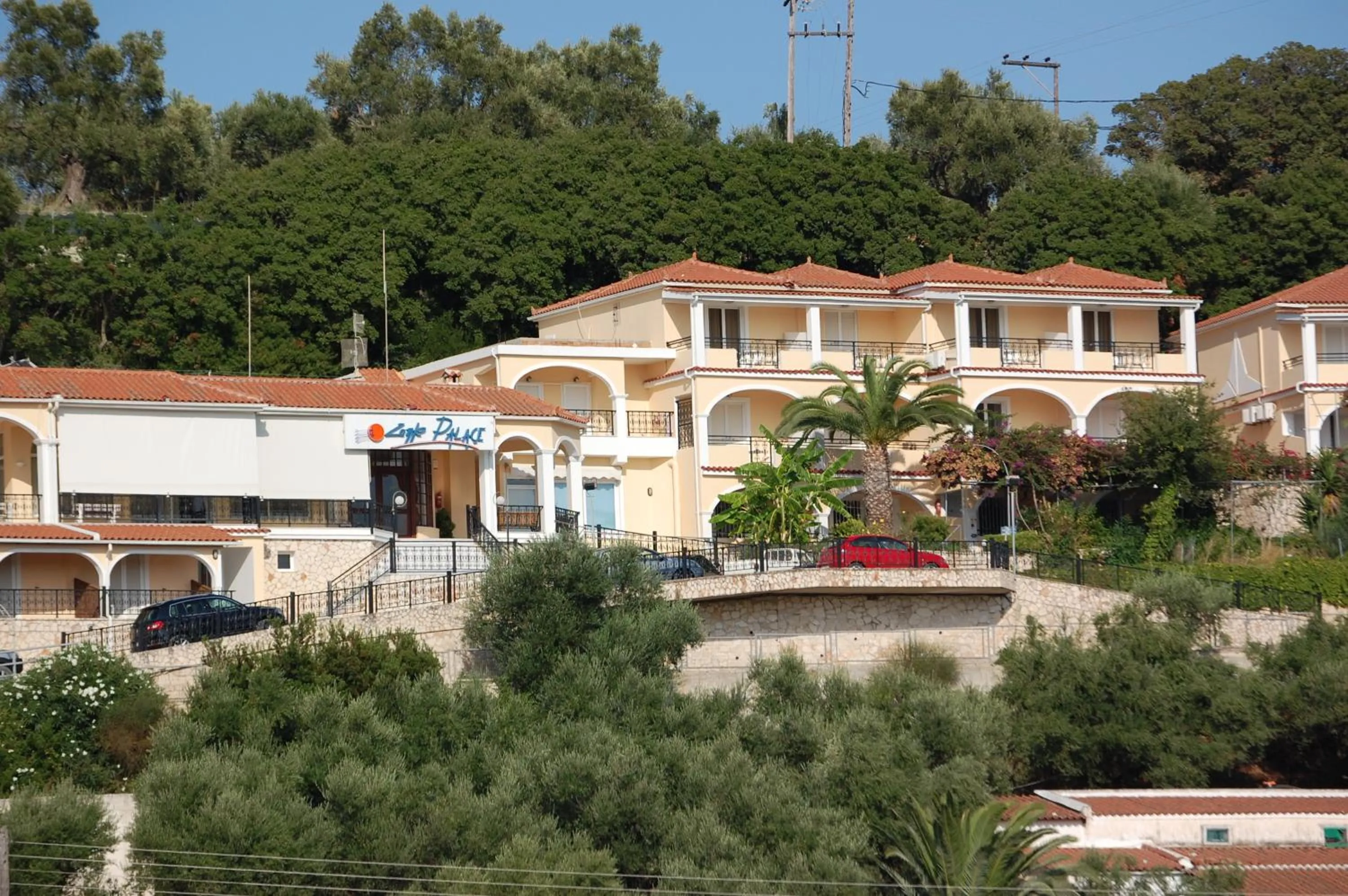 Facade/entrance in Zante Palace