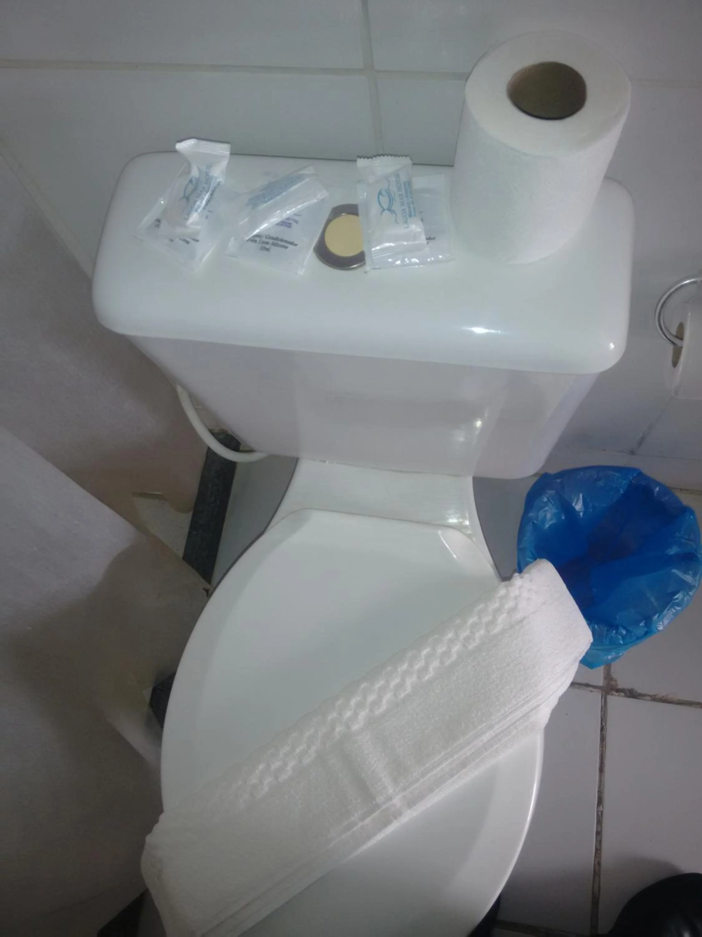 Bathroom in Lagoa Mar Inn - Estacionamento e duas crianças de até 10 anos Será Free