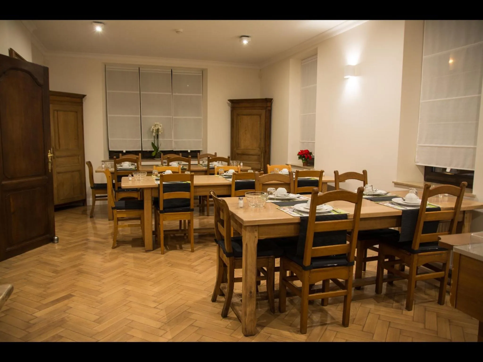 Continental breakfast in Au Manoir Des Vallees
