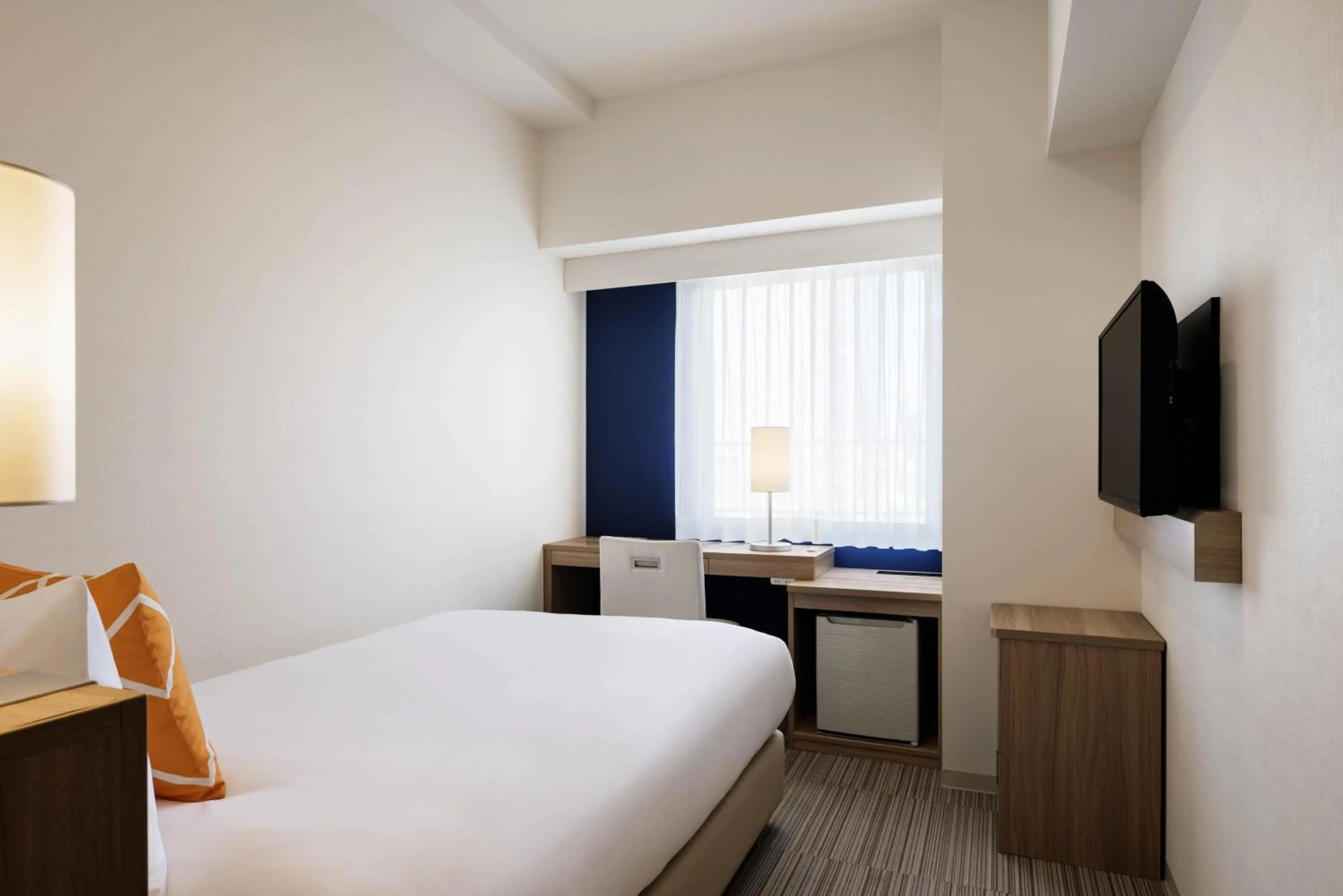 Bed in Four Points Flex by Sheraton Shin Osaka