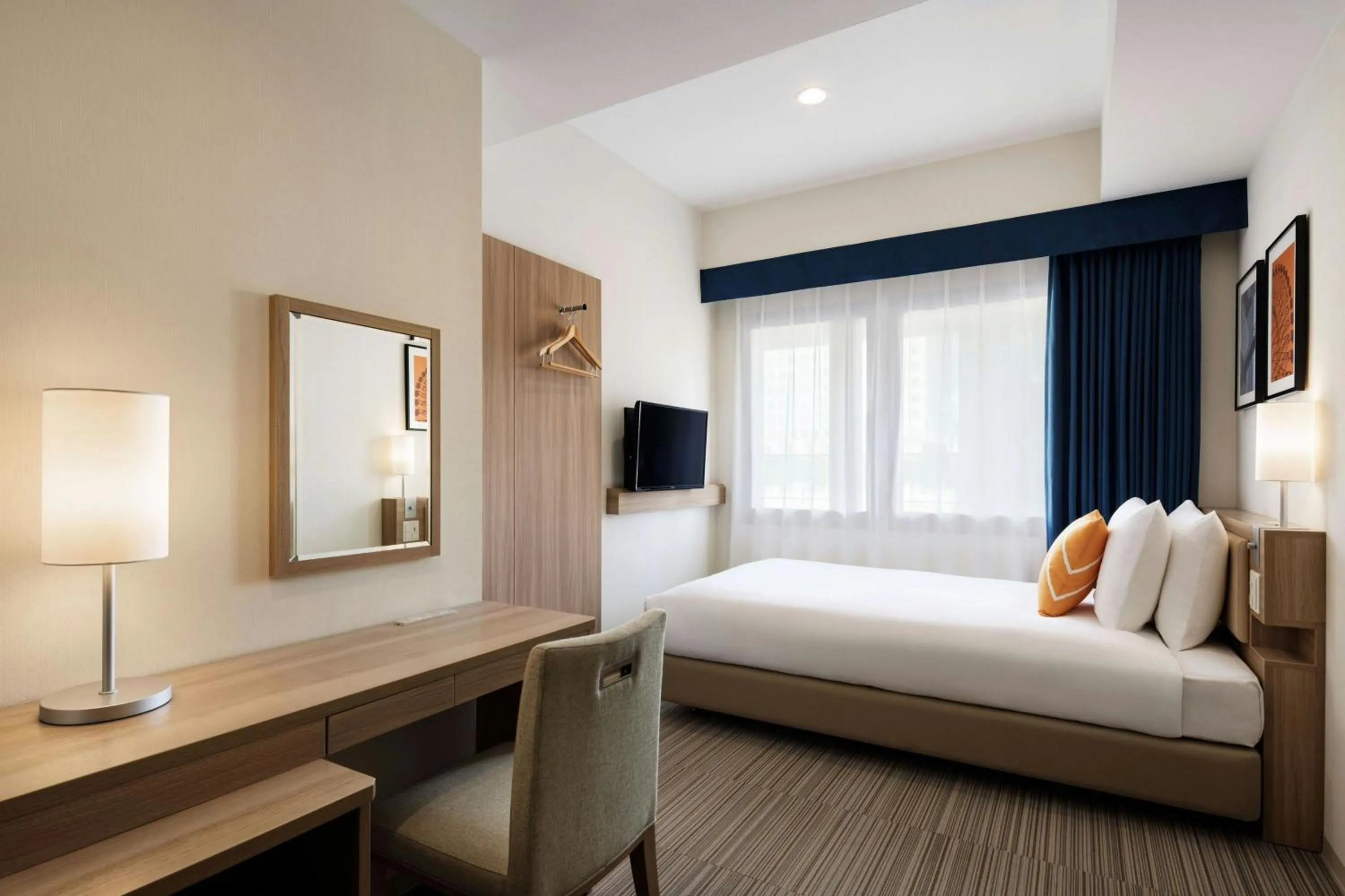 Photo of the whole room, Bed in Four Points Flex by Sheraton Shin Osaka