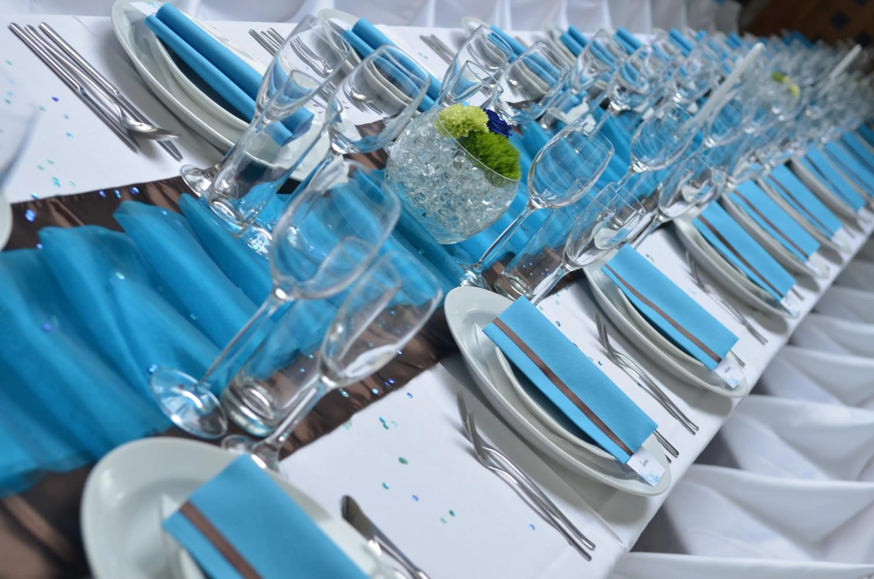 Restaurant/places to eat in Hotel FIT