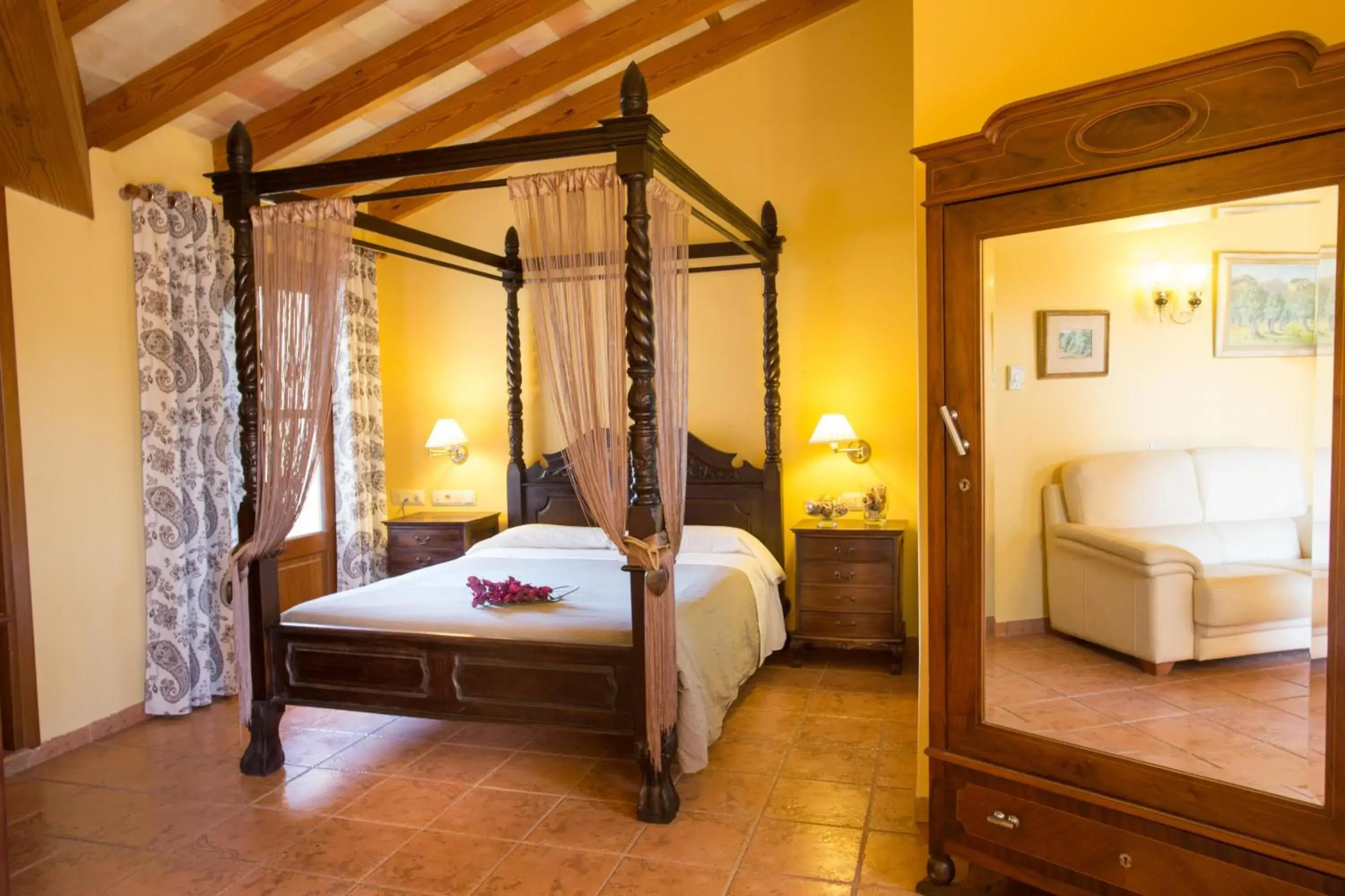 Superior Double or Twin Room in Agroturismo Es Quatre Cantons Superior Double or Twin Room in Agroturismo Es Quatre Cantons