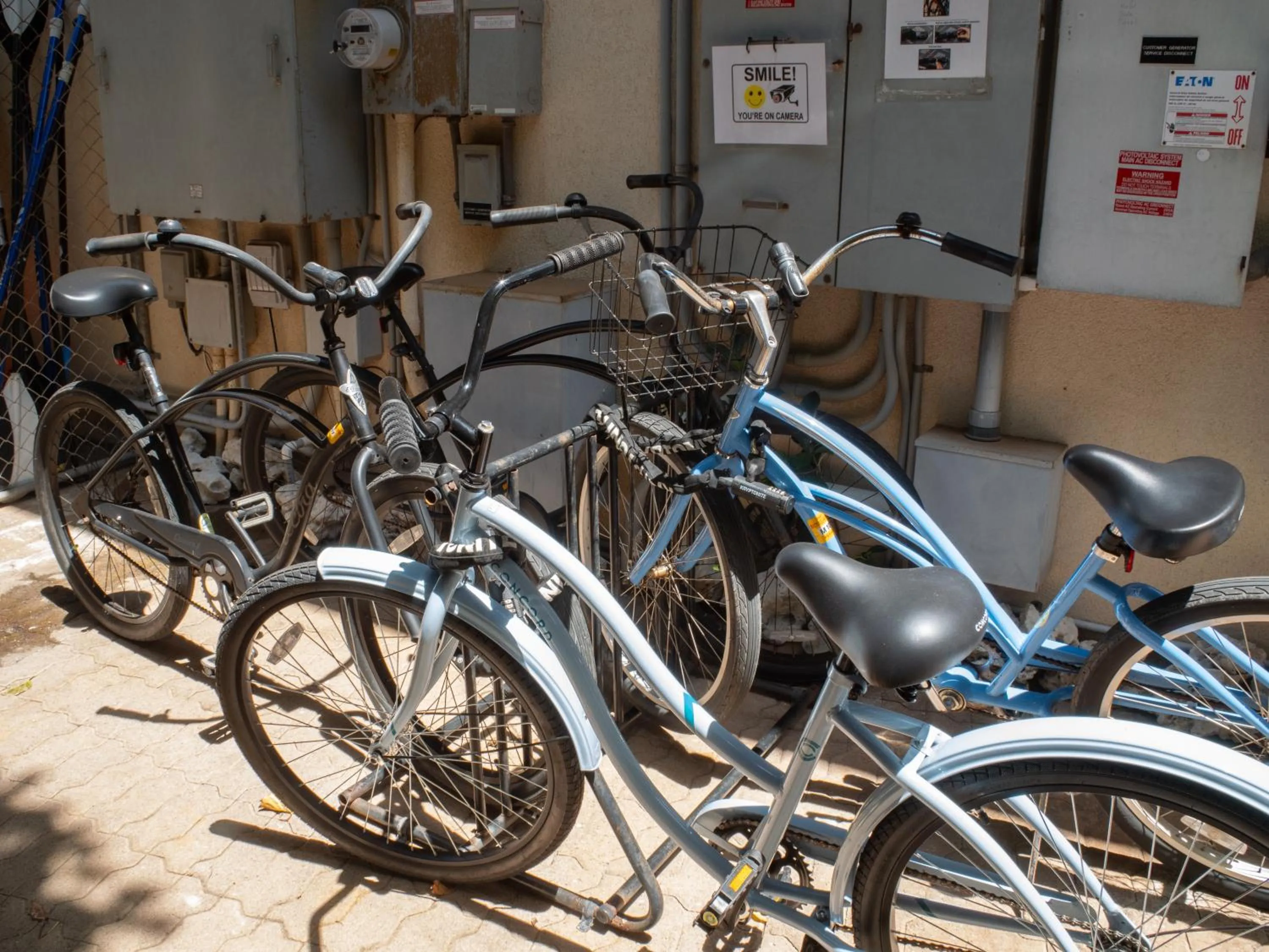 Cycling in Aloha Aku Hula2 Suite - Experience Beachfront Bliss