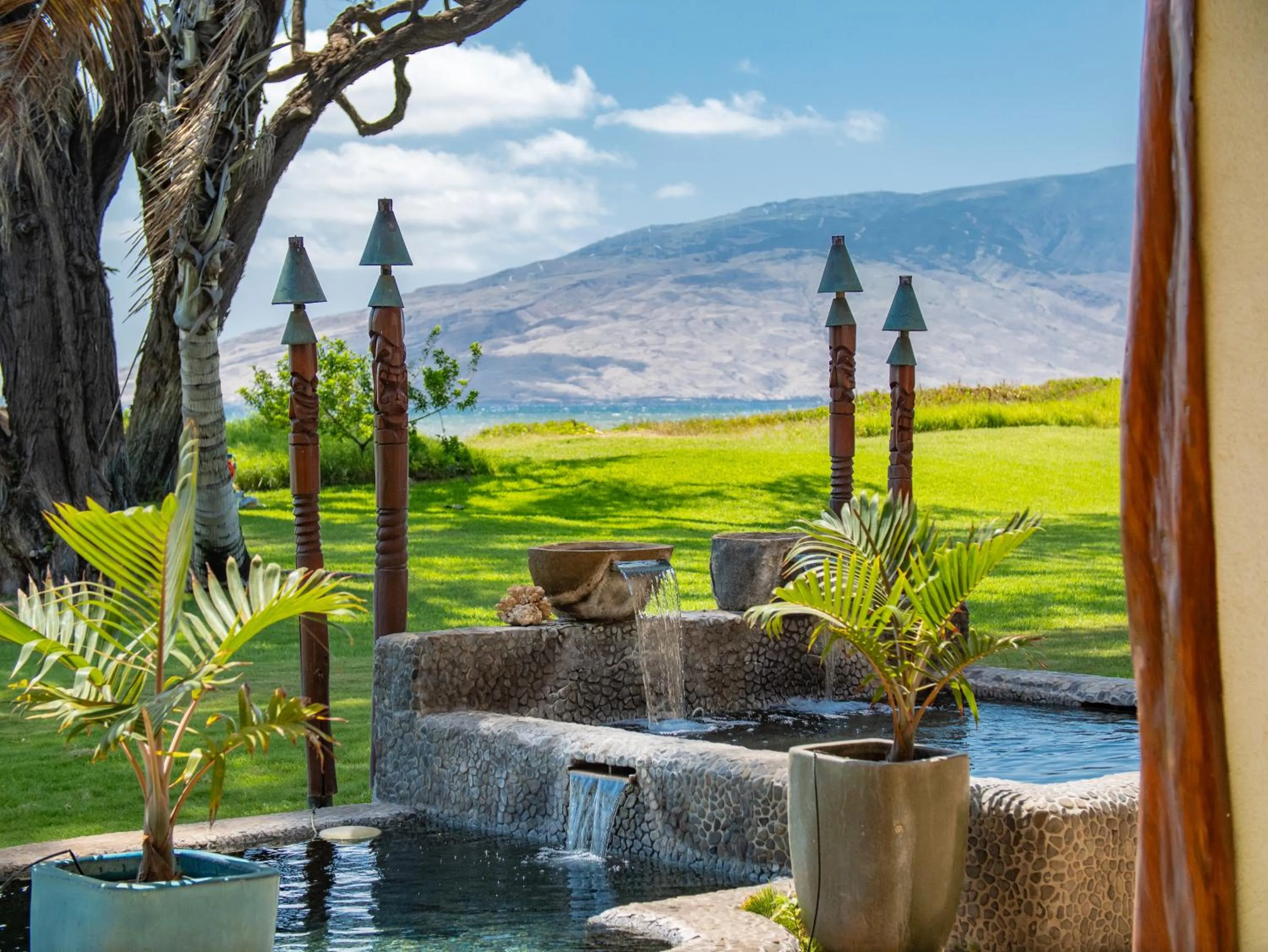 Natural landscape in Aloha Aku Hula2 Suite - Experience Beachfront Bliss