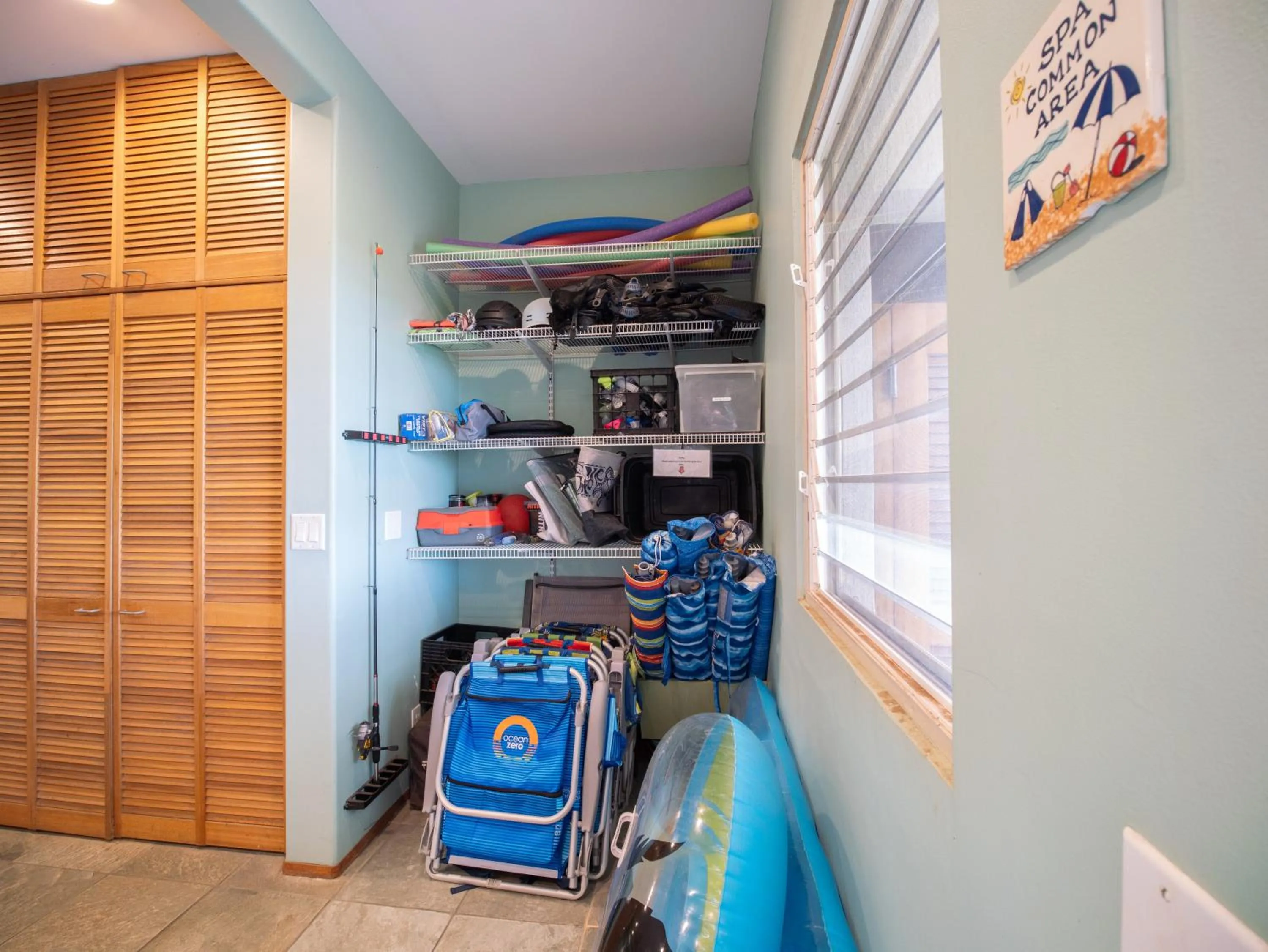 Property building in Aloha Aku Hula2 Suite - Experience Beachfront Bliss