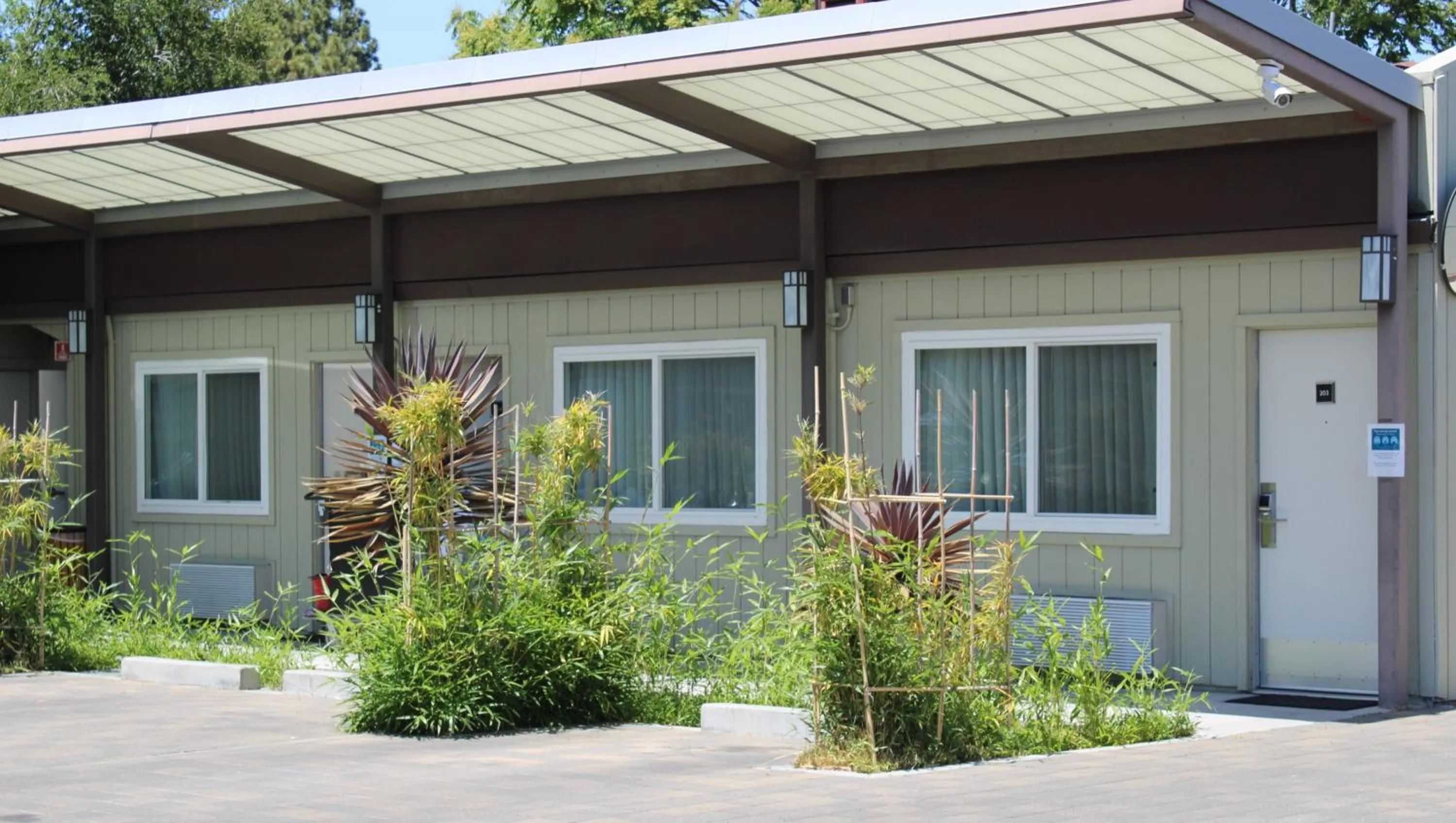 Property building in The Zen Hotel Palo Alto