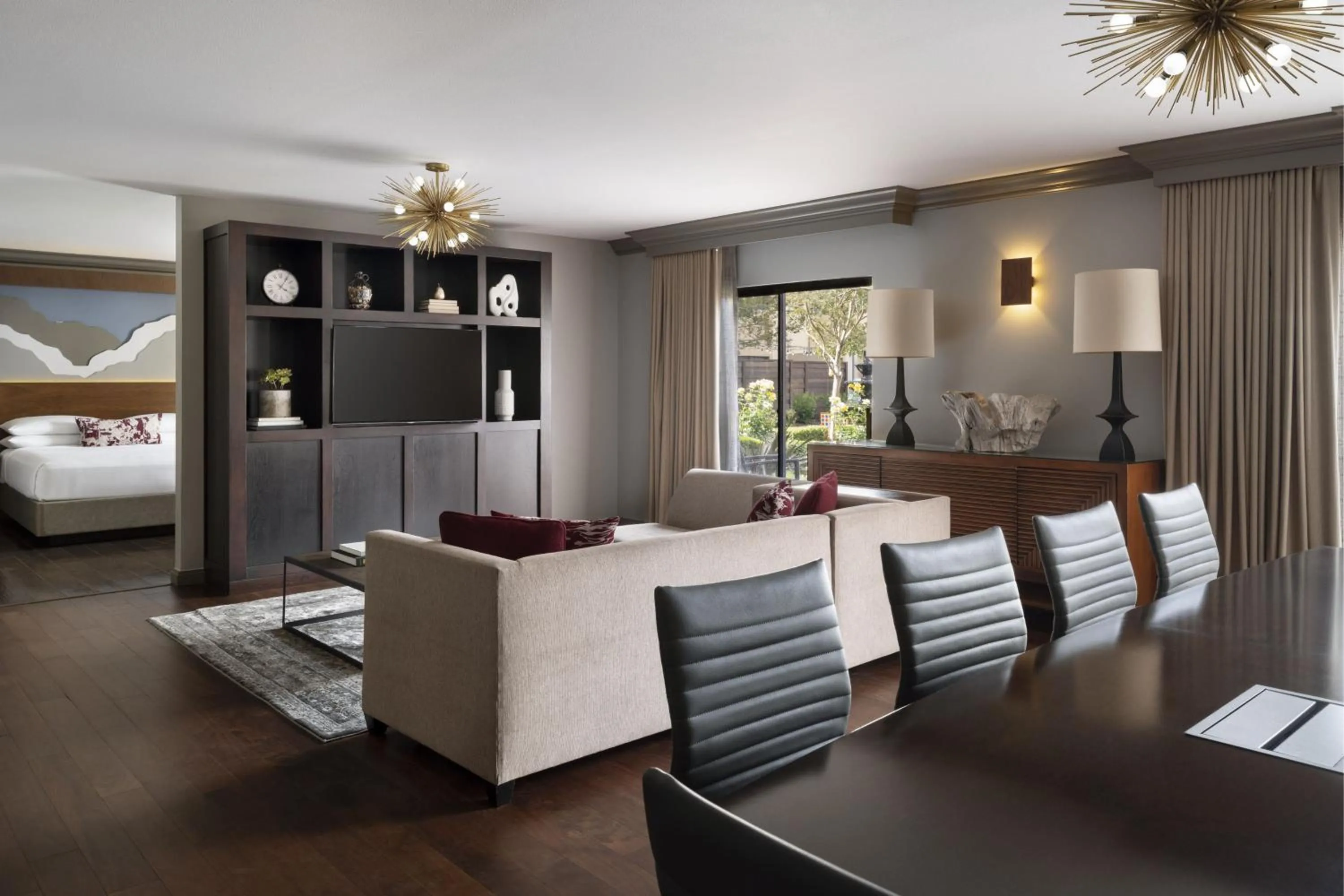 Photo of the whole room, Bed in Napa Valley Marriott Hotel & Spa