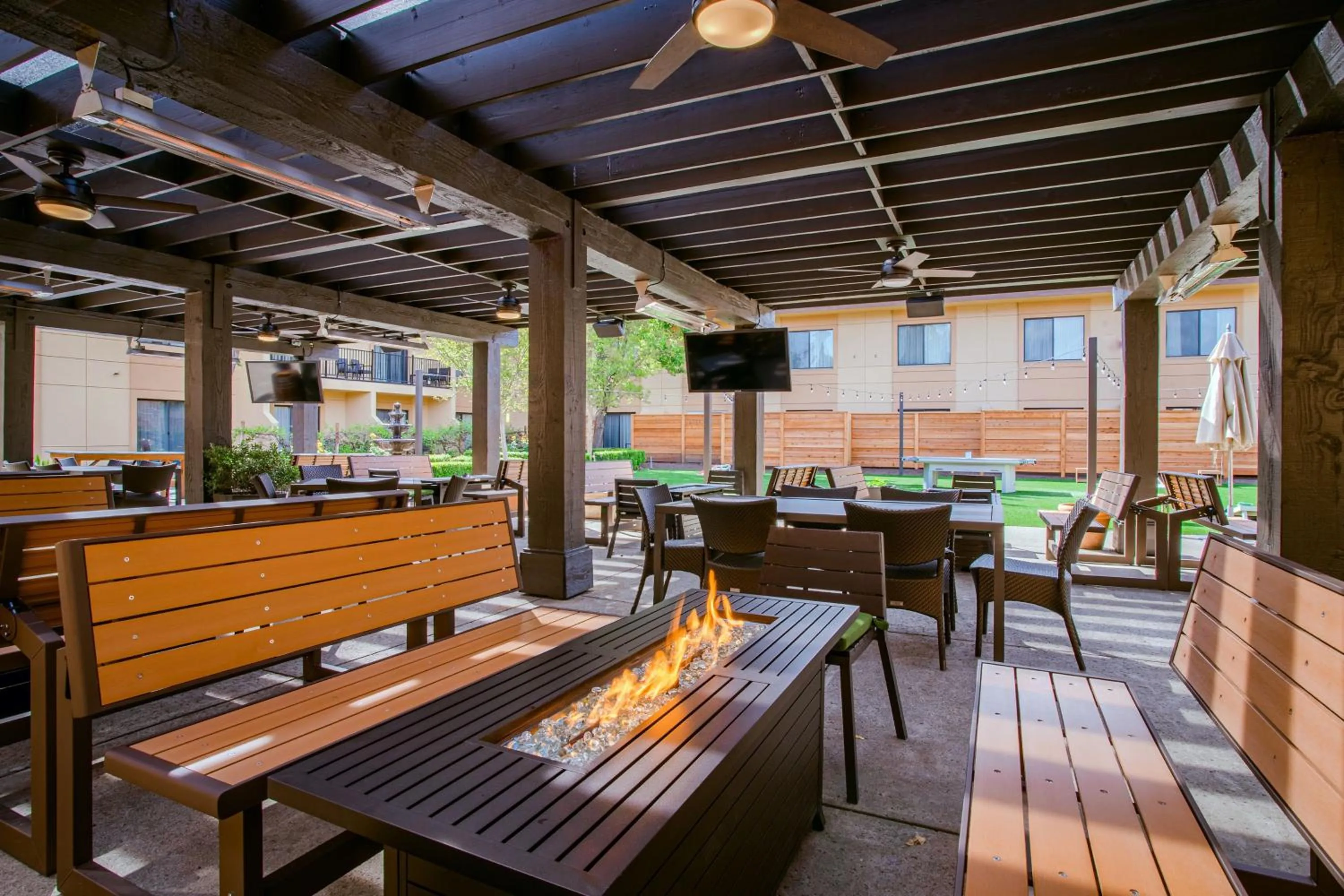 Restaurant/places to eat in Napa Valley Marriott Hotel & Spa