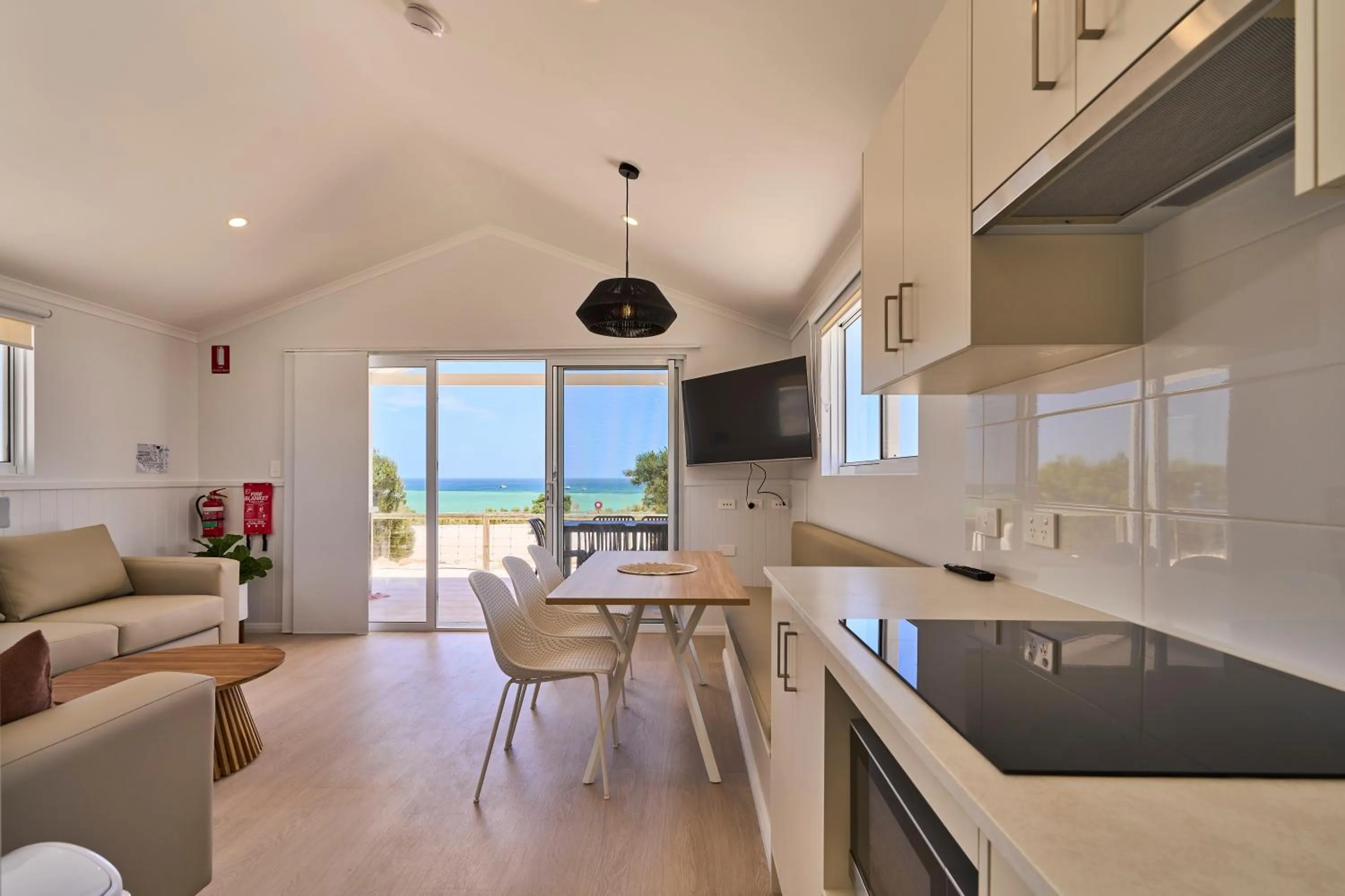 Kitchen or kitchenette in Tasman Holiday Parks - Denham Seaside