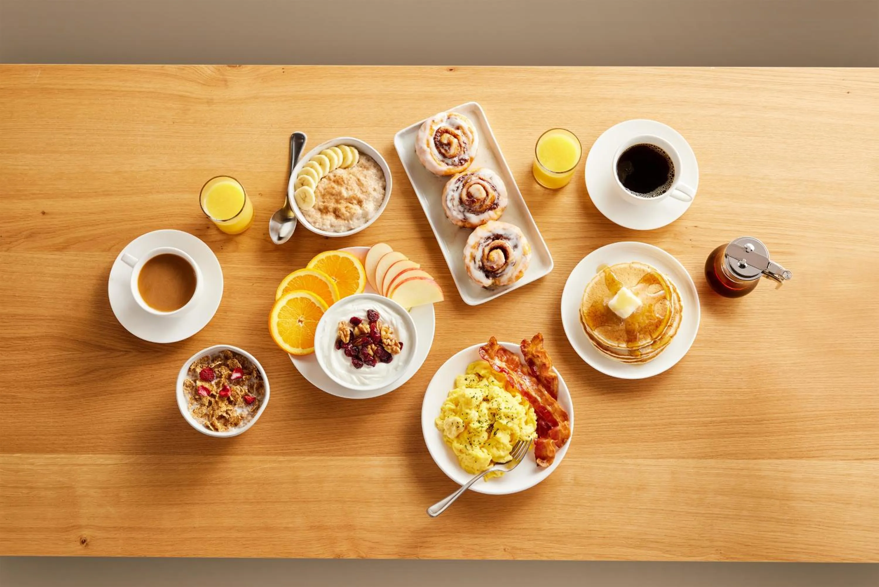 Restaurant/places to eat in Holiday Inn Express & Suites Naples Downtown - 5th Avenue by IHG