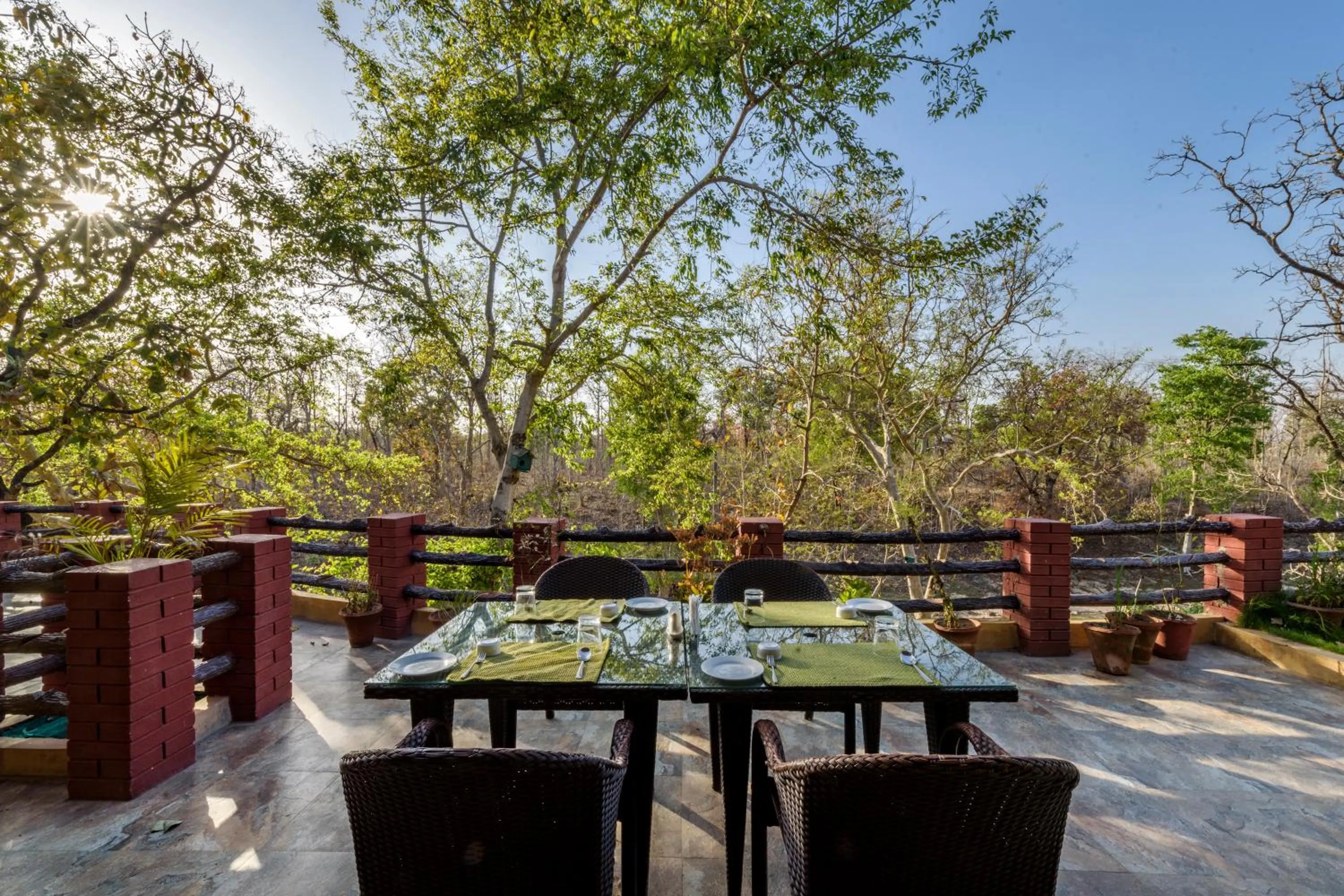 Restaurant/places to eat in The Riverwood Forest Retreat Pench