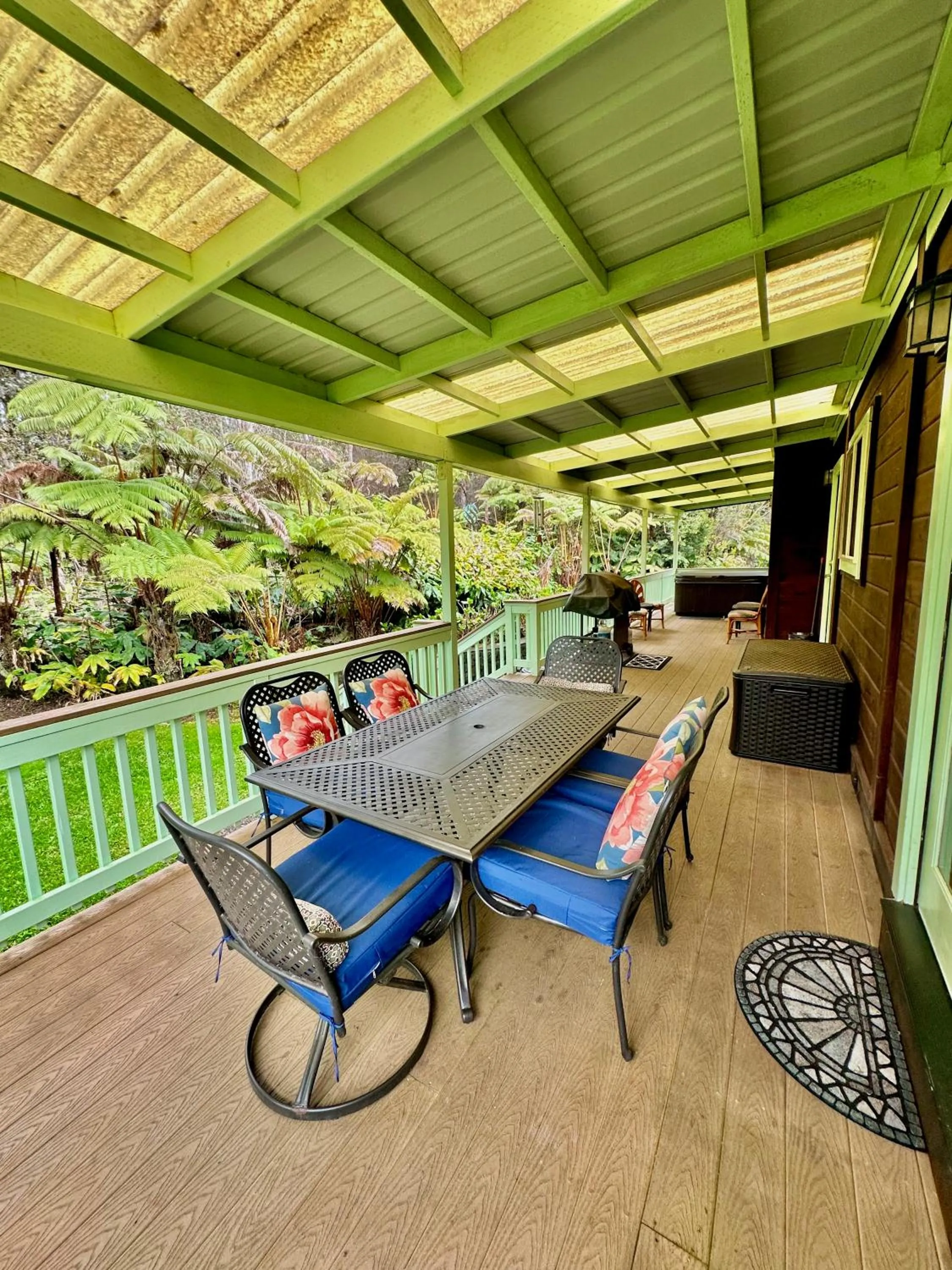 Patio in Volcano Hideaway Cabin as seen on HGTV