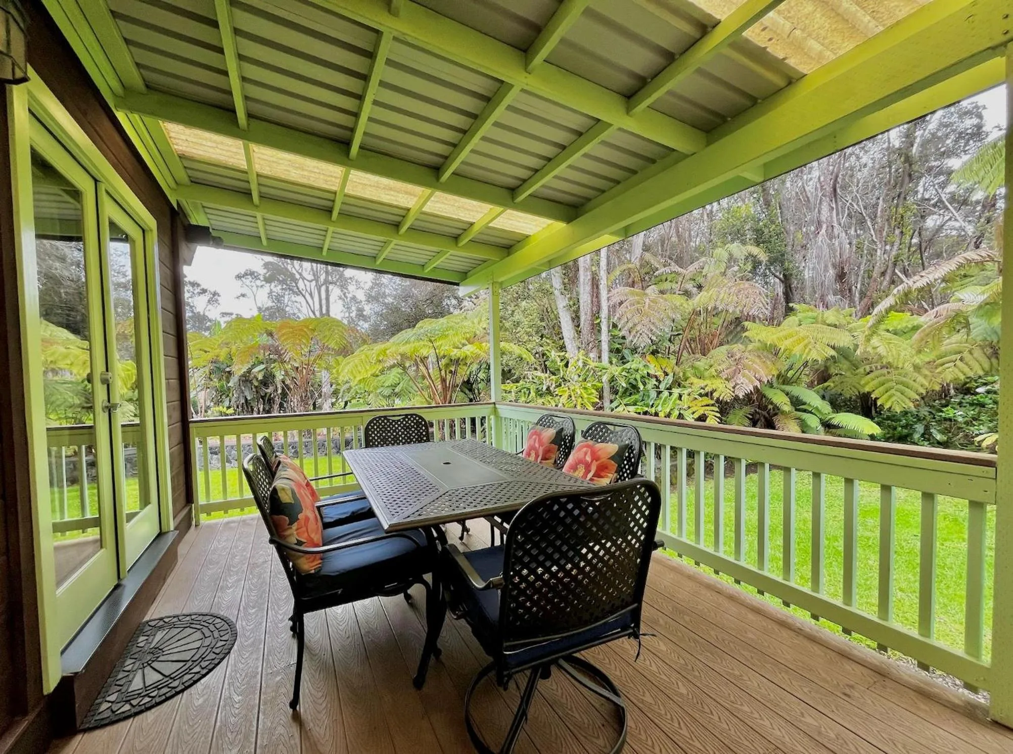 Patio in Volcano Hideaway Cabin as seen on HGTV
